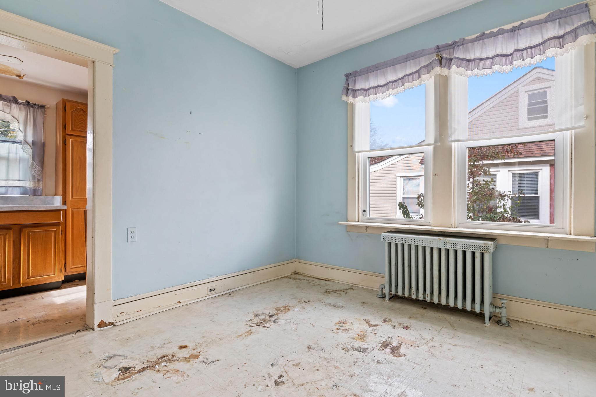 ELMWOOD - Residential