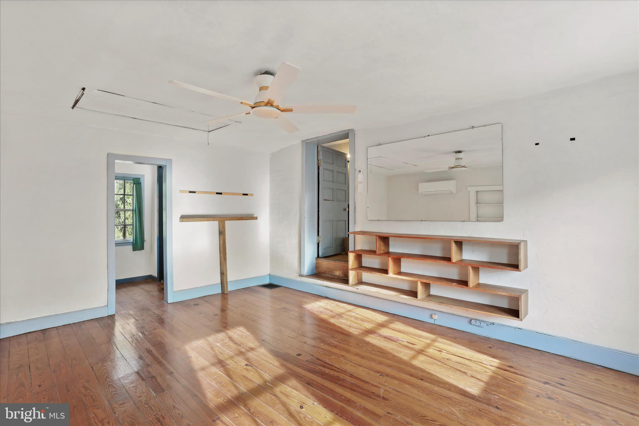 SHEPHERDSTOWN - Residential