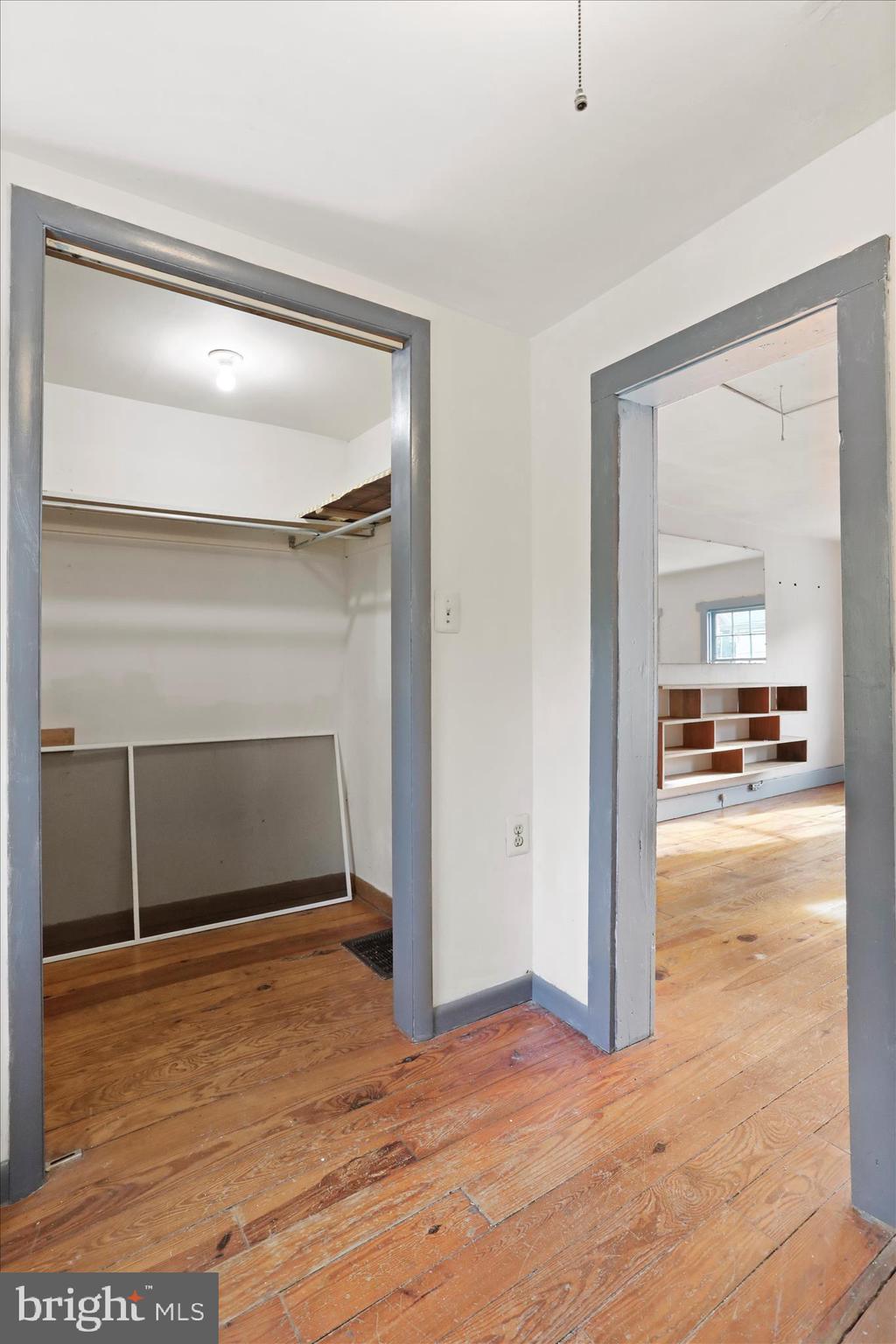 SHEPHERDSTOWN - Residential