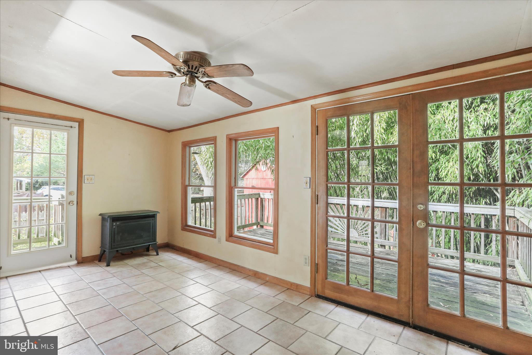 SHEPHERDSTOWN - Residential