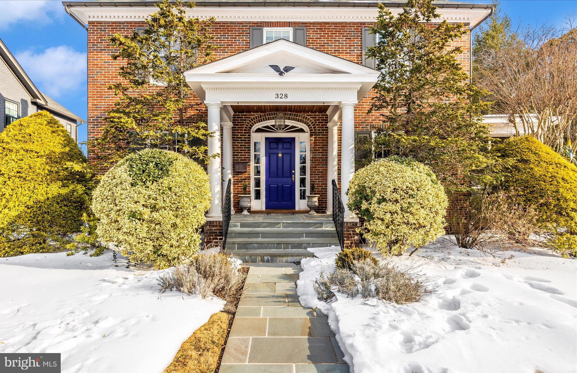 328 LINDBERGH AVENUE