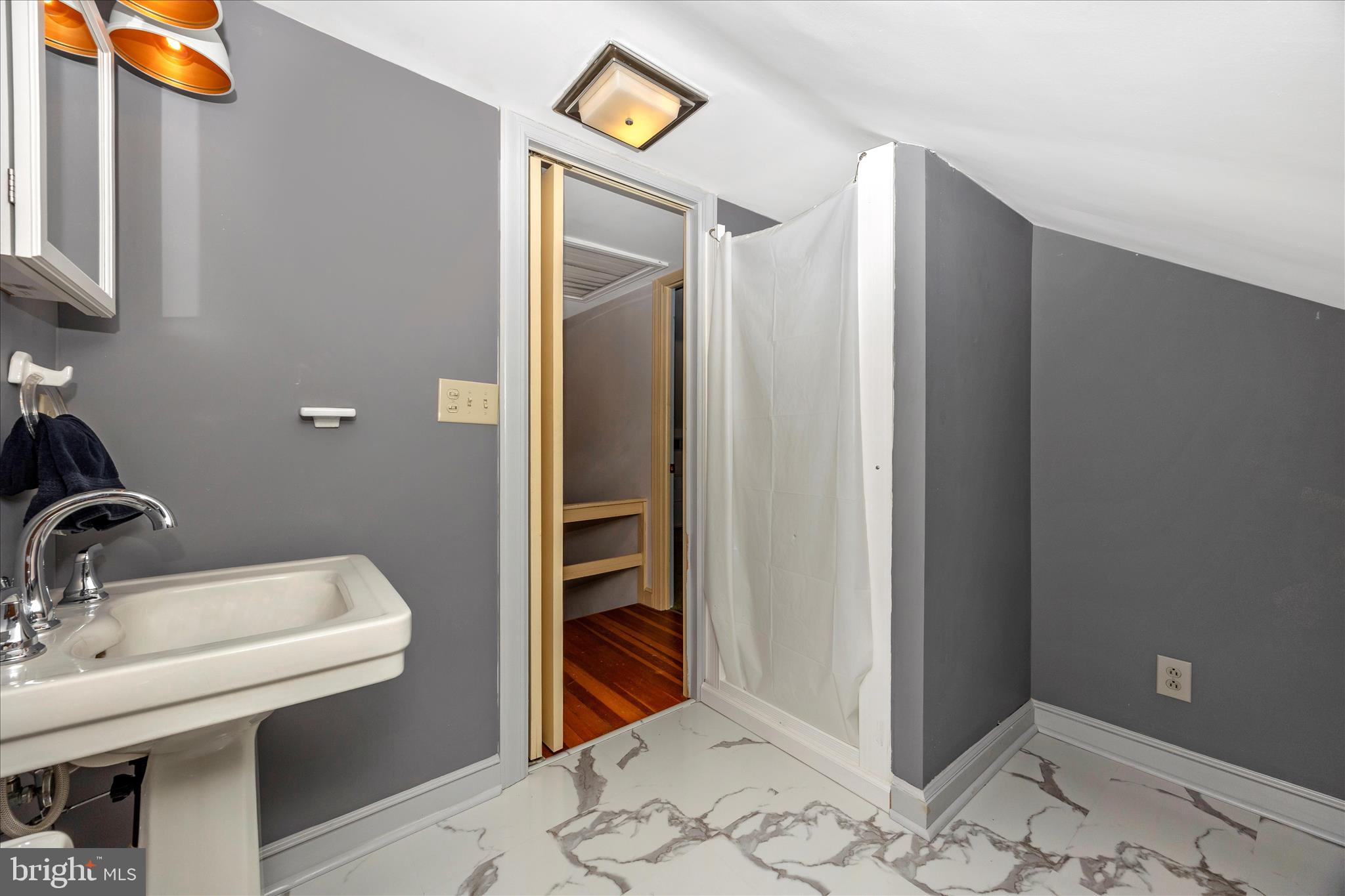 BAKER PARK - Residential