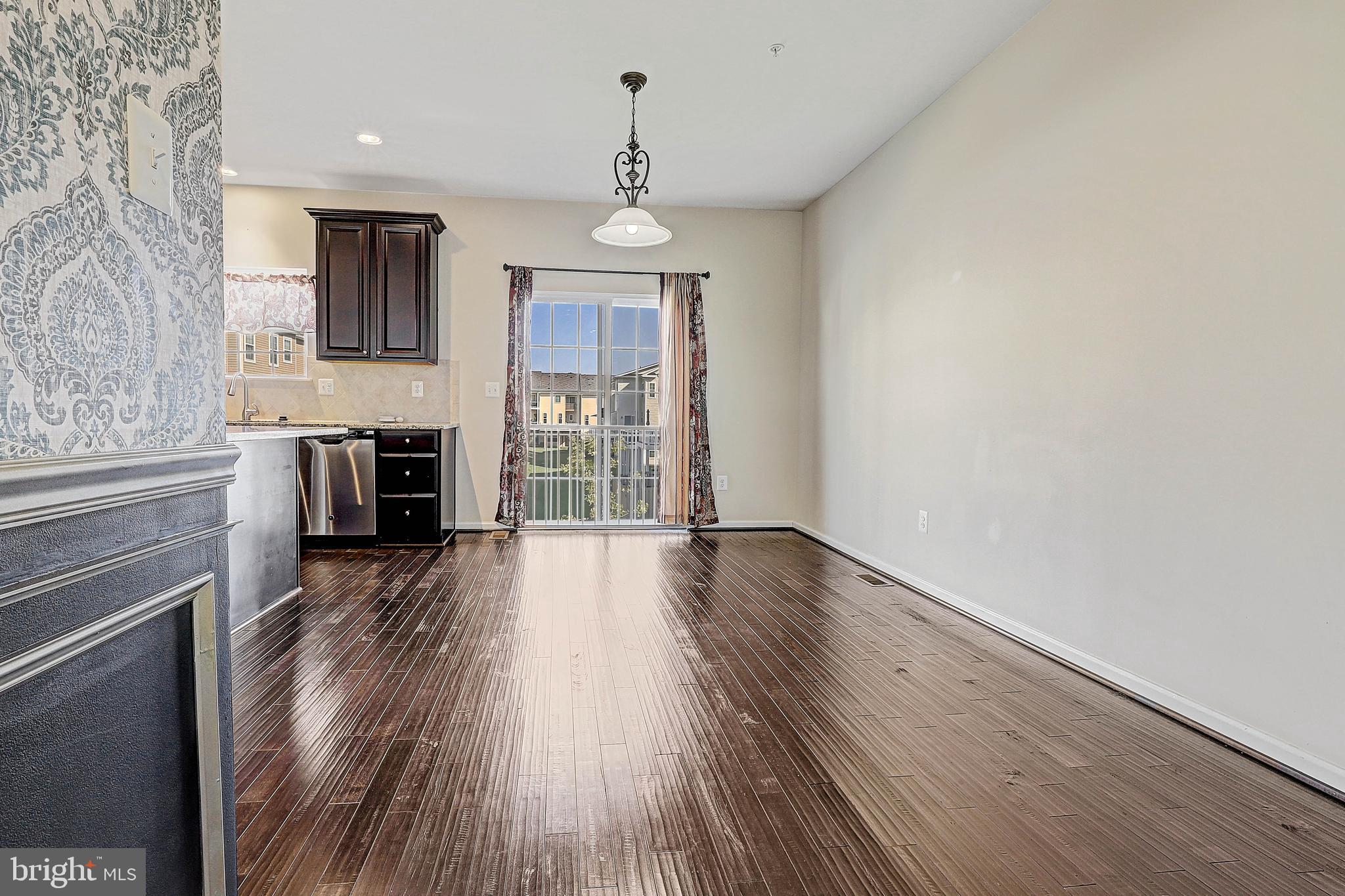 TANYARD SPRINGS - Residential