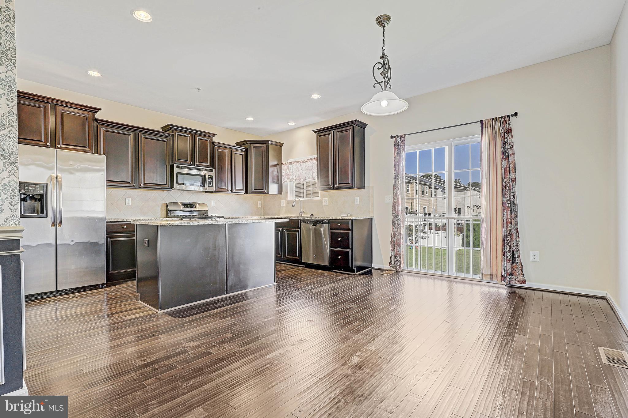 TANYARD SPRINGS - Residential