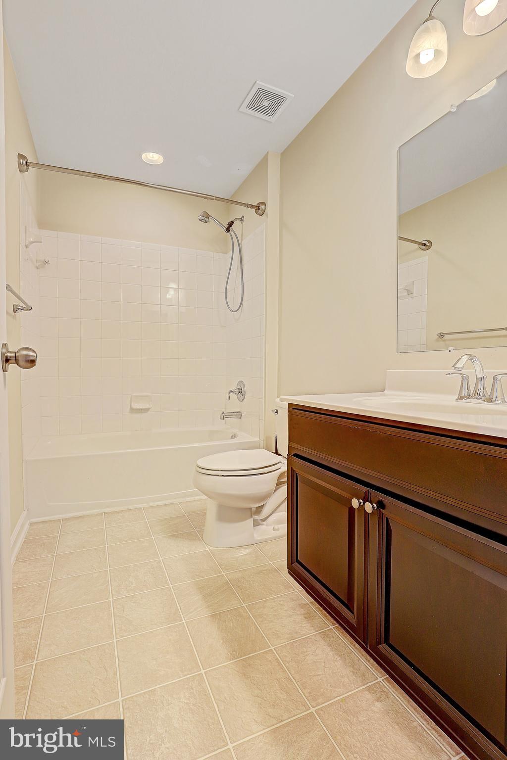 TANYARD SPRINGS - Residential