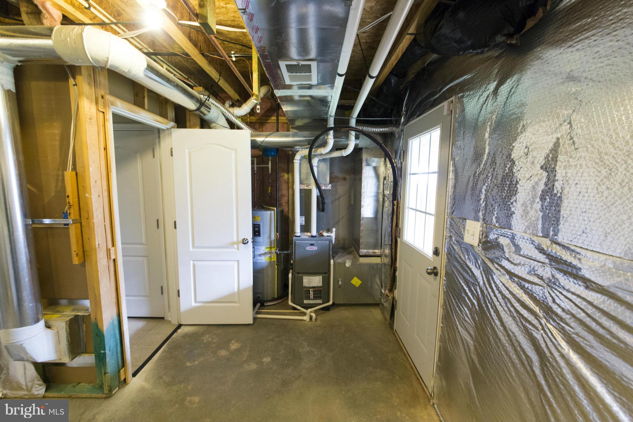 TANYARD SPRINGS - Residential Lease