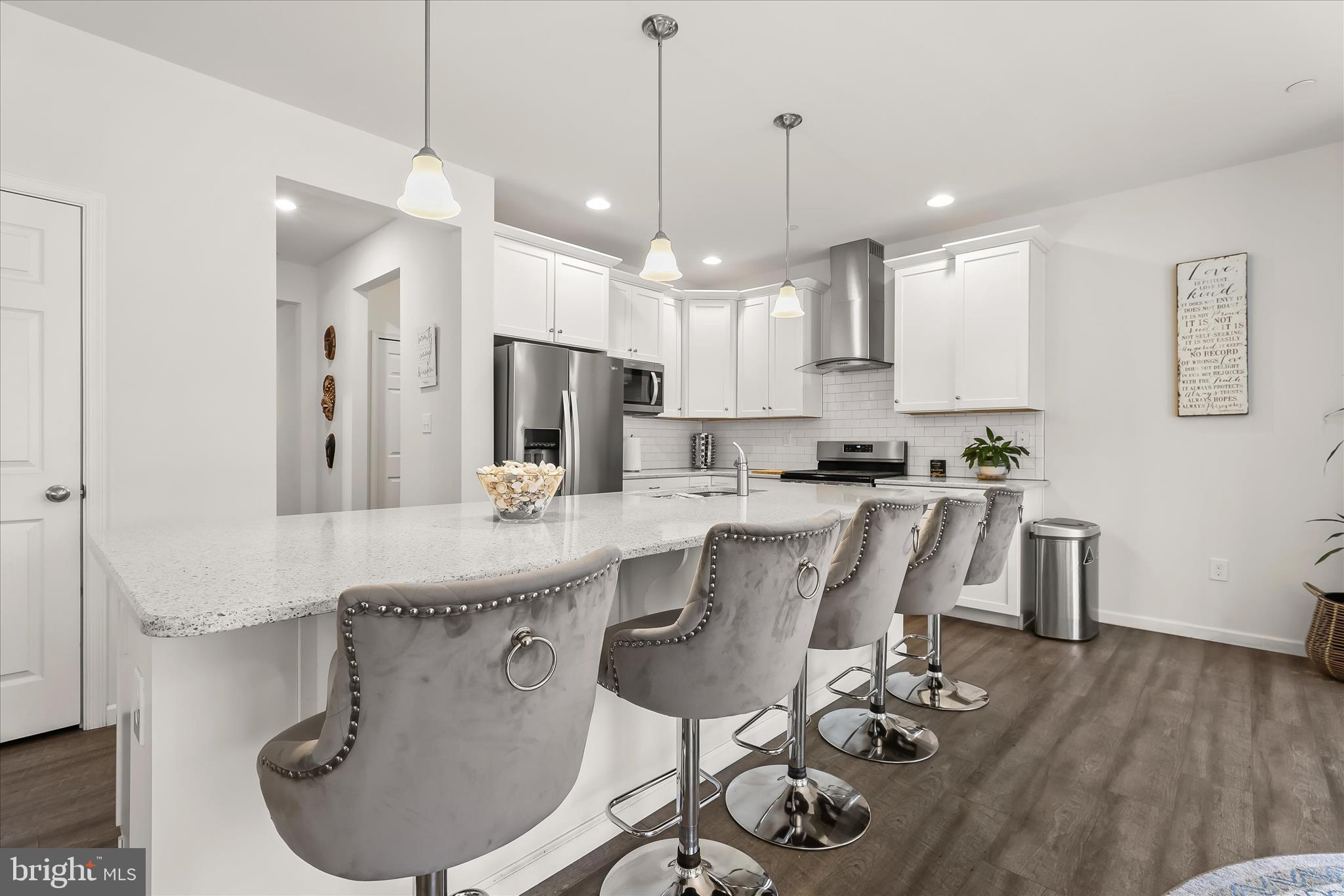 TEMPLES DELIGHT - Residential