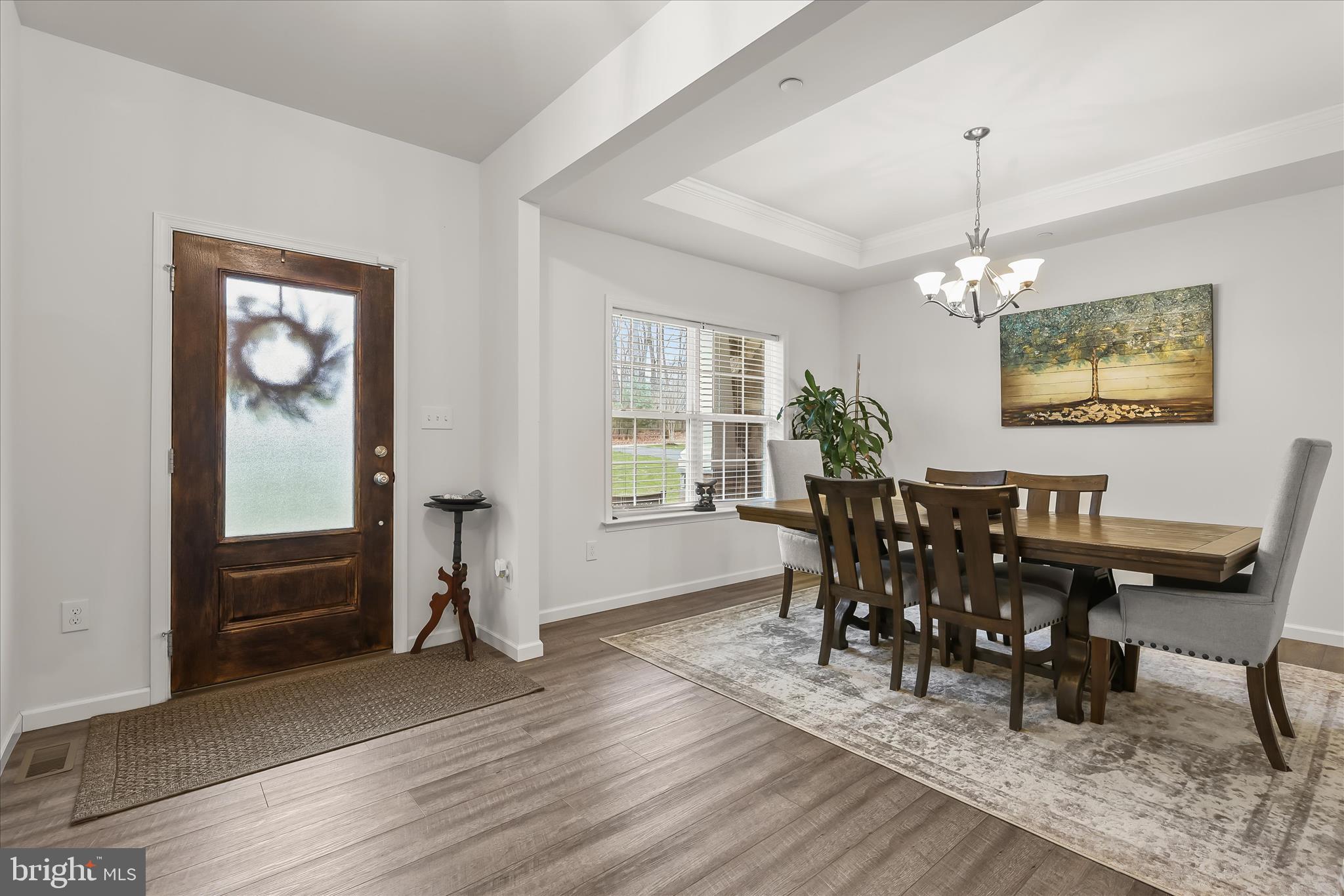 TEMPLES DELIGHT - Residential