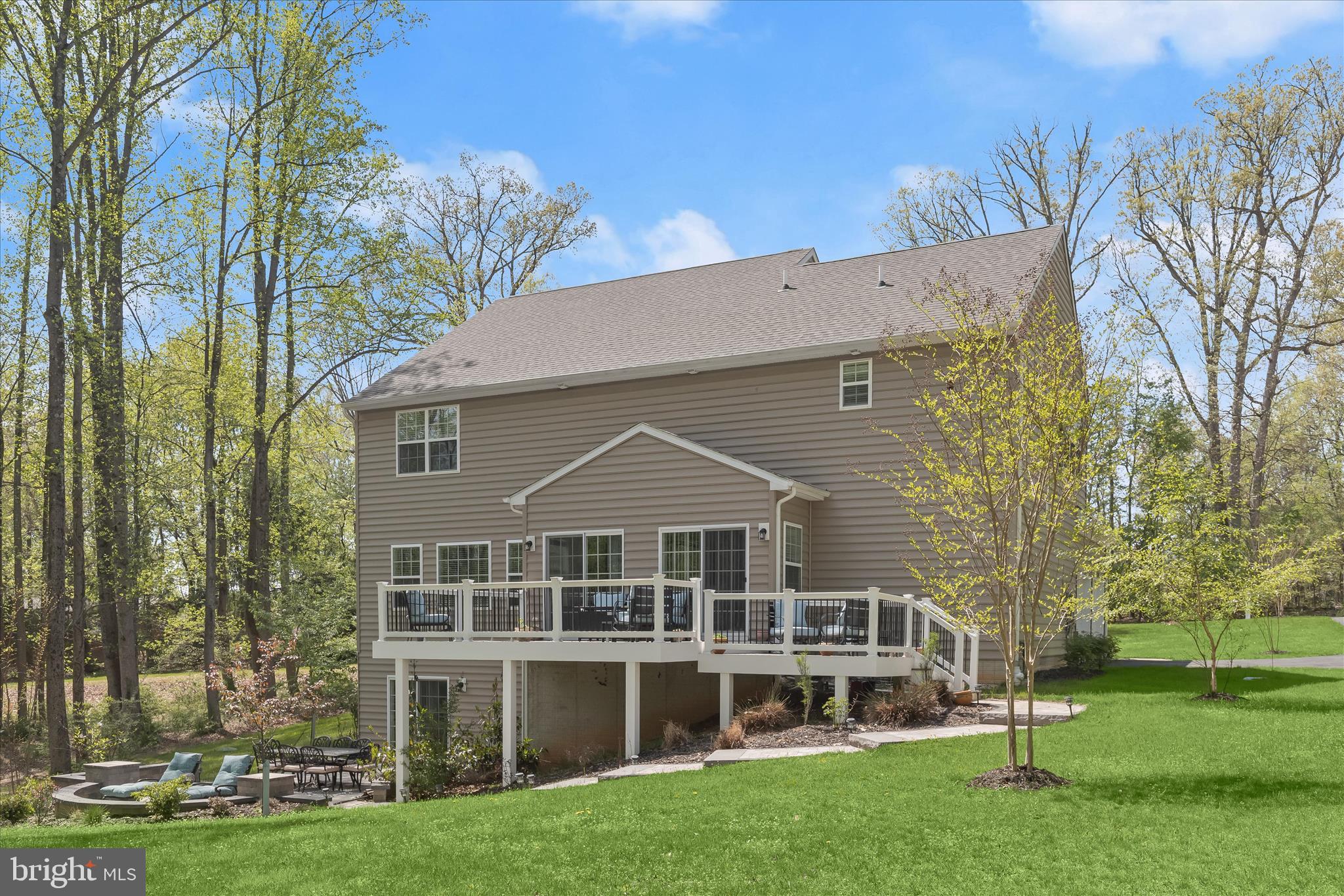 TEMPLES DELIGHT - Residential