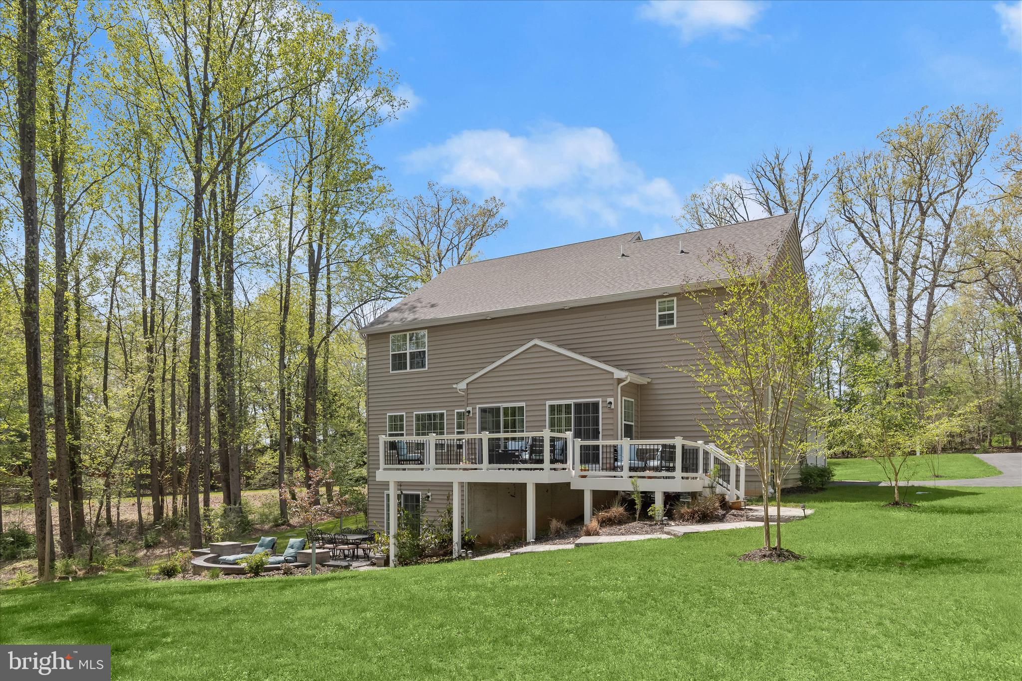 TEMPLES DELIGHT - Residential