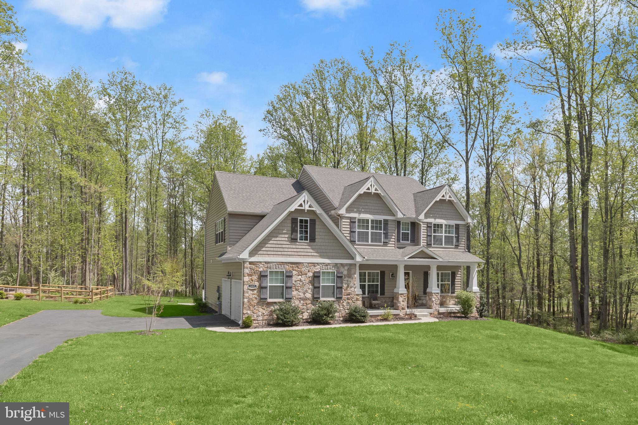 TEMPLES DELIGHT - Residential