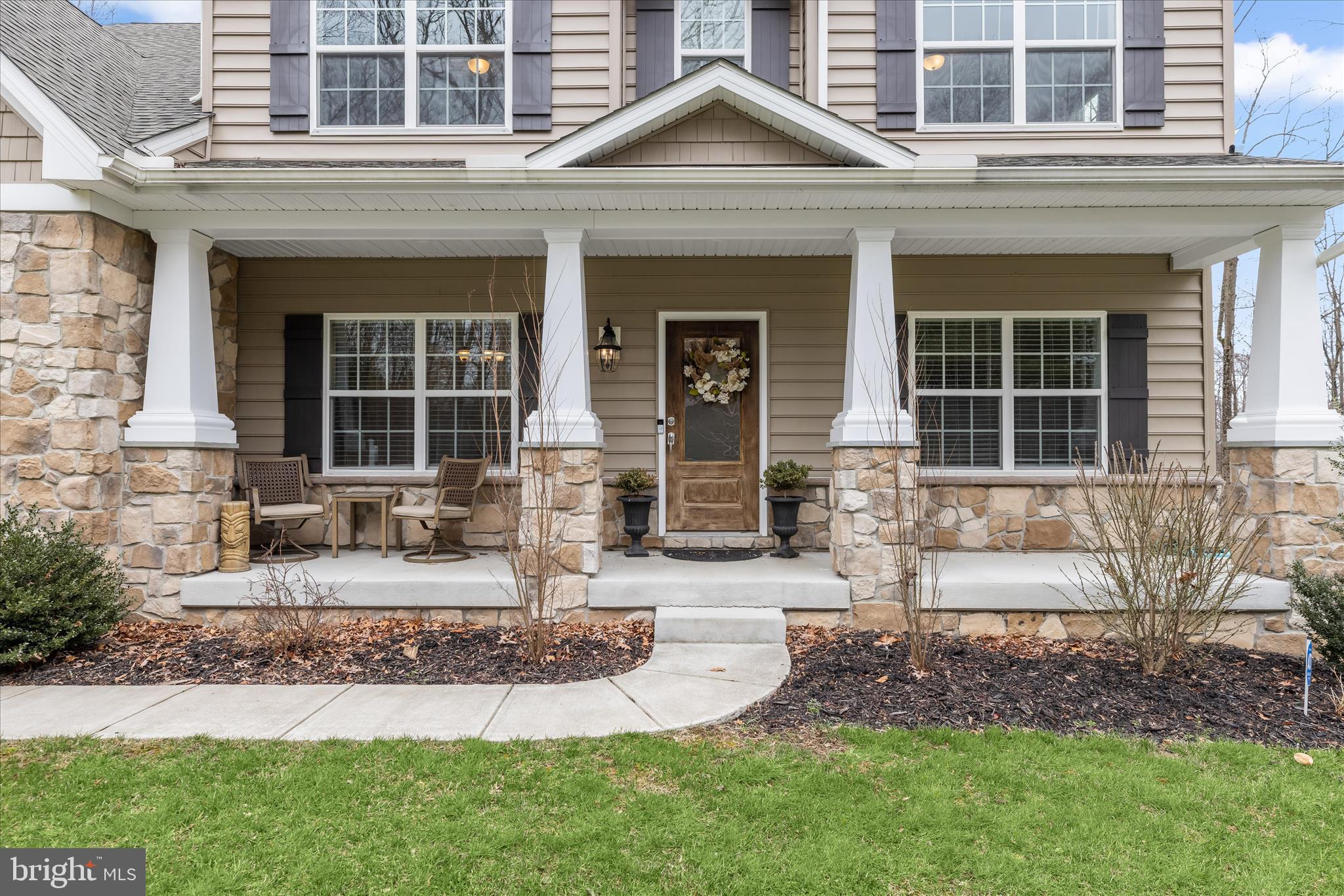 TEMPLES DELIGHT - Residential