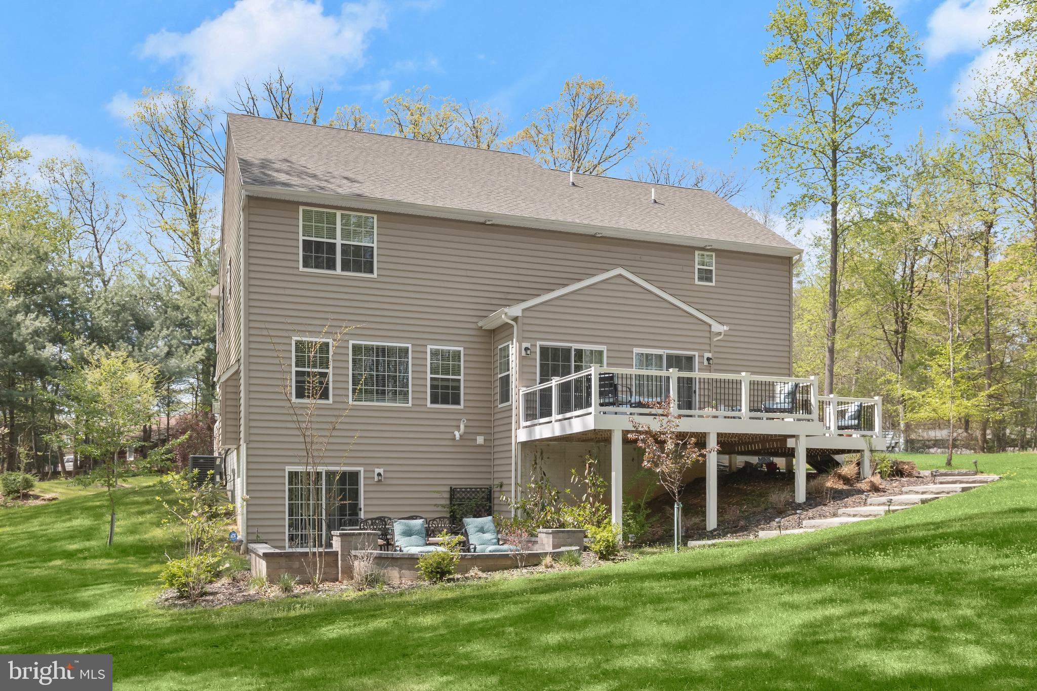 TEMPLES DELIGHT - Residential