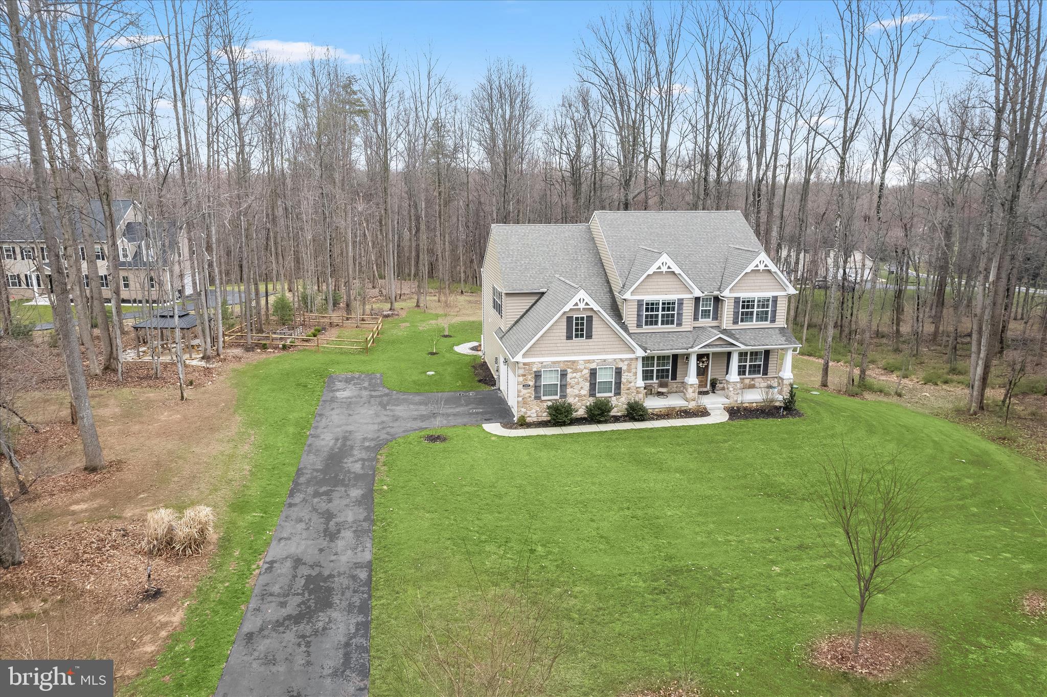 TEMPLES DELIGHT - Residential