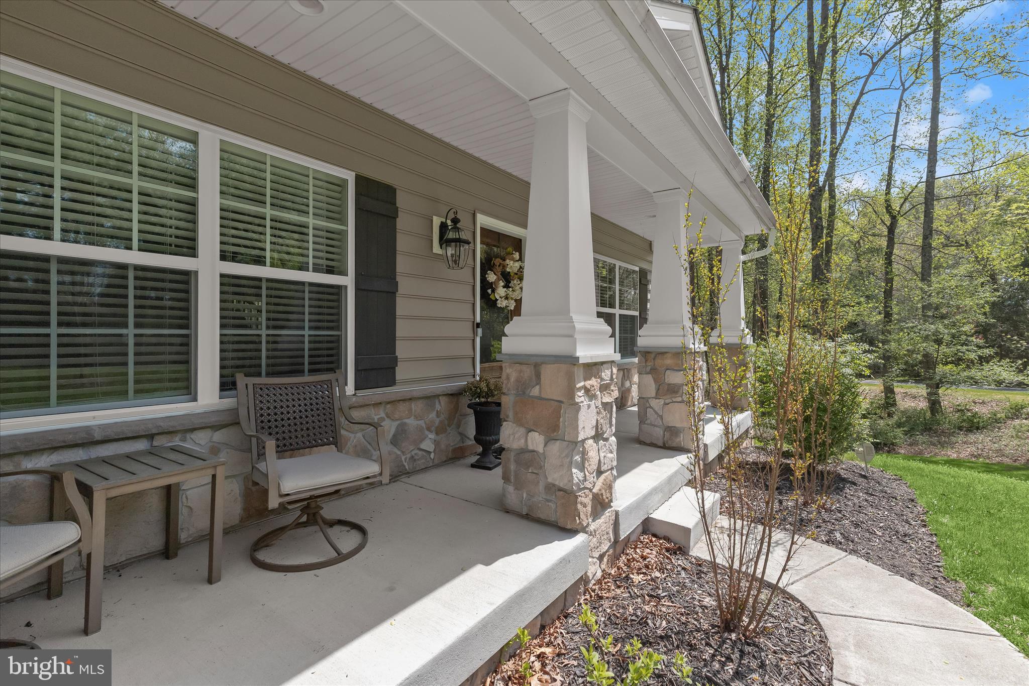 TEMPLES DELIGHT - Residential