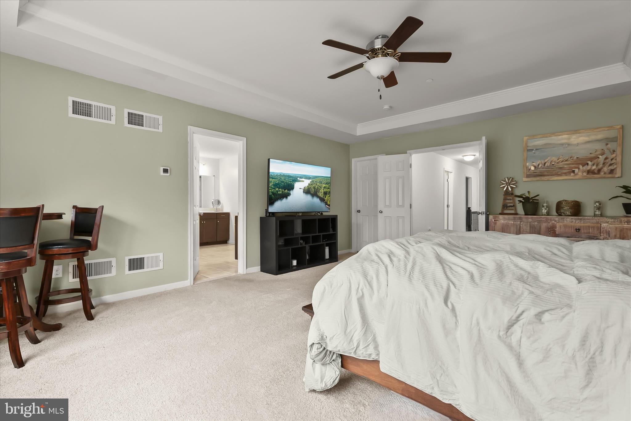 TEMPLES DELIGHT - Residential