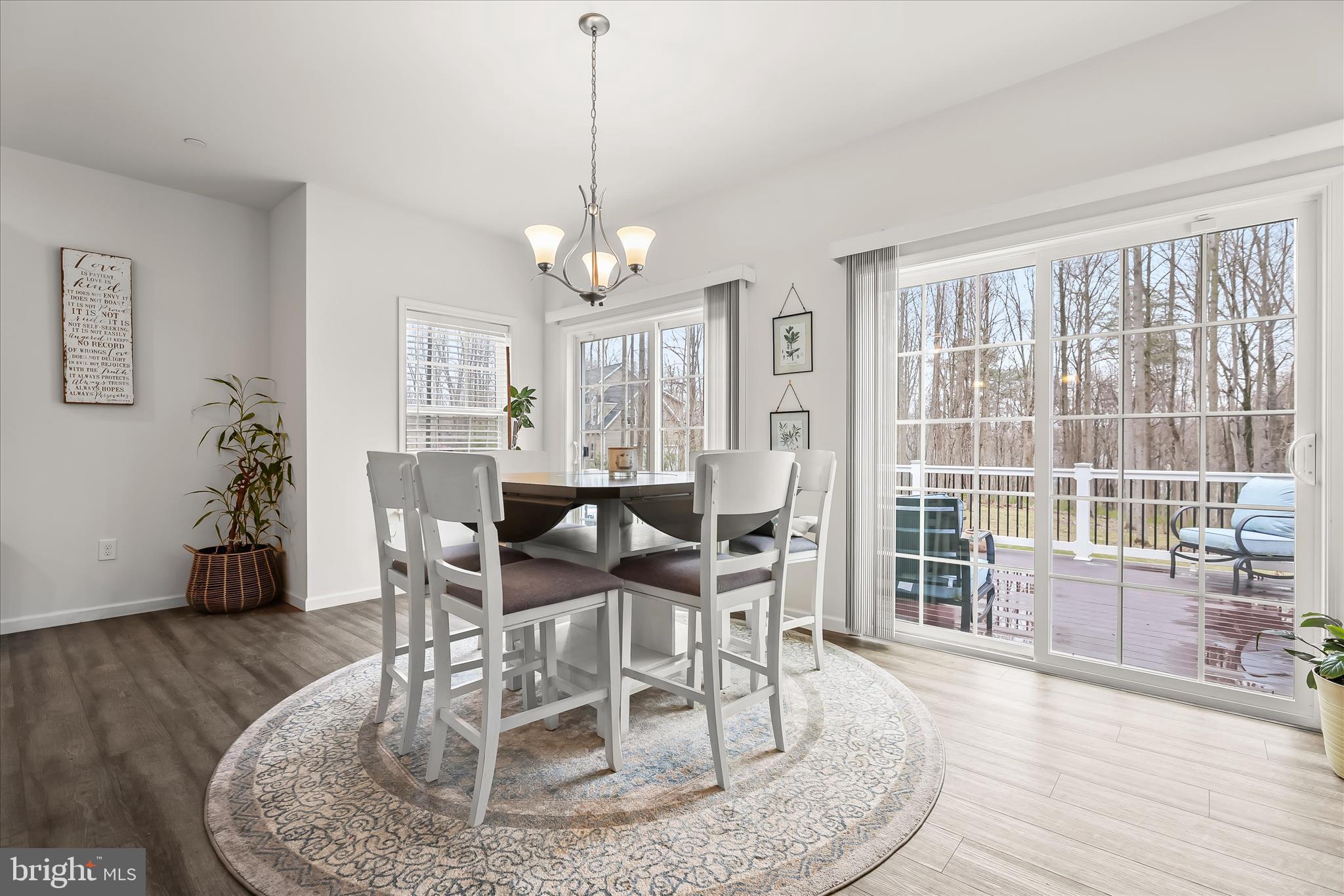 TEMPLES DELIGHT - Residential