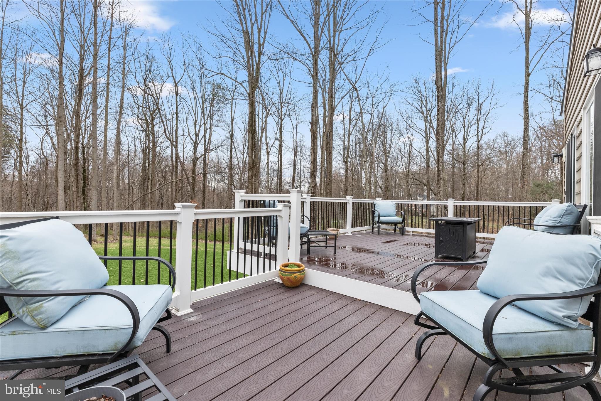 TEMPLES DELIGHT - Residential