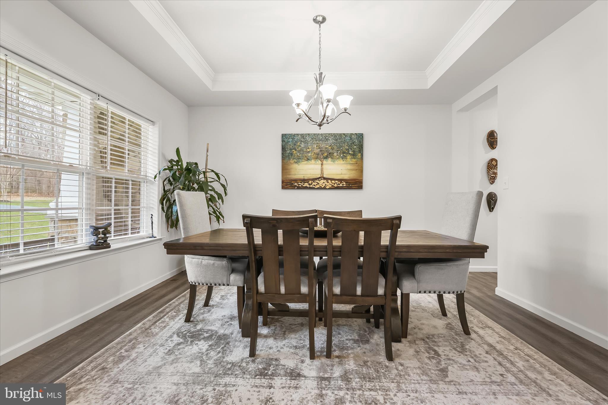 TEMPLES DELIGHT - Residential