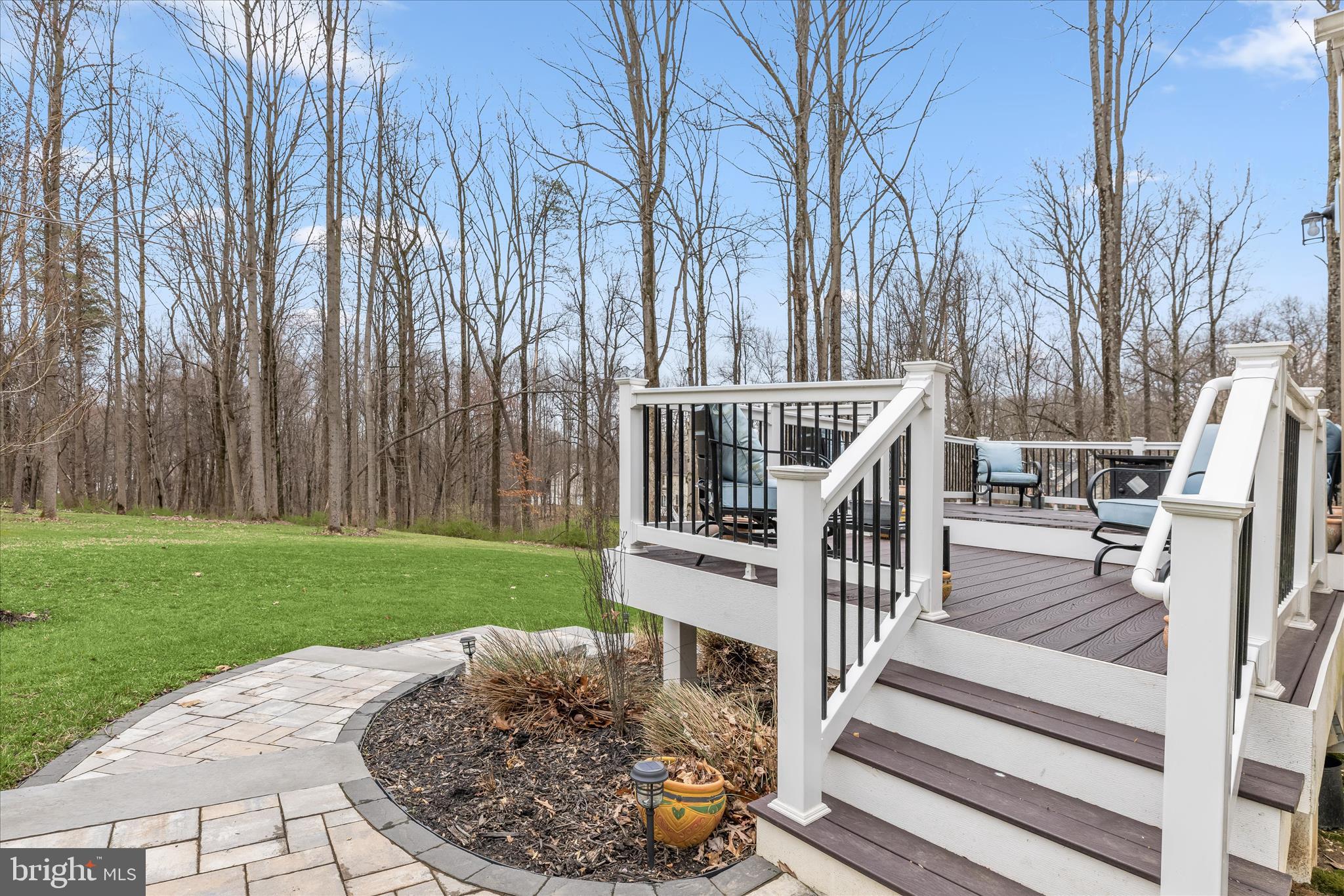 TEMPLES DELIGHT - Residential