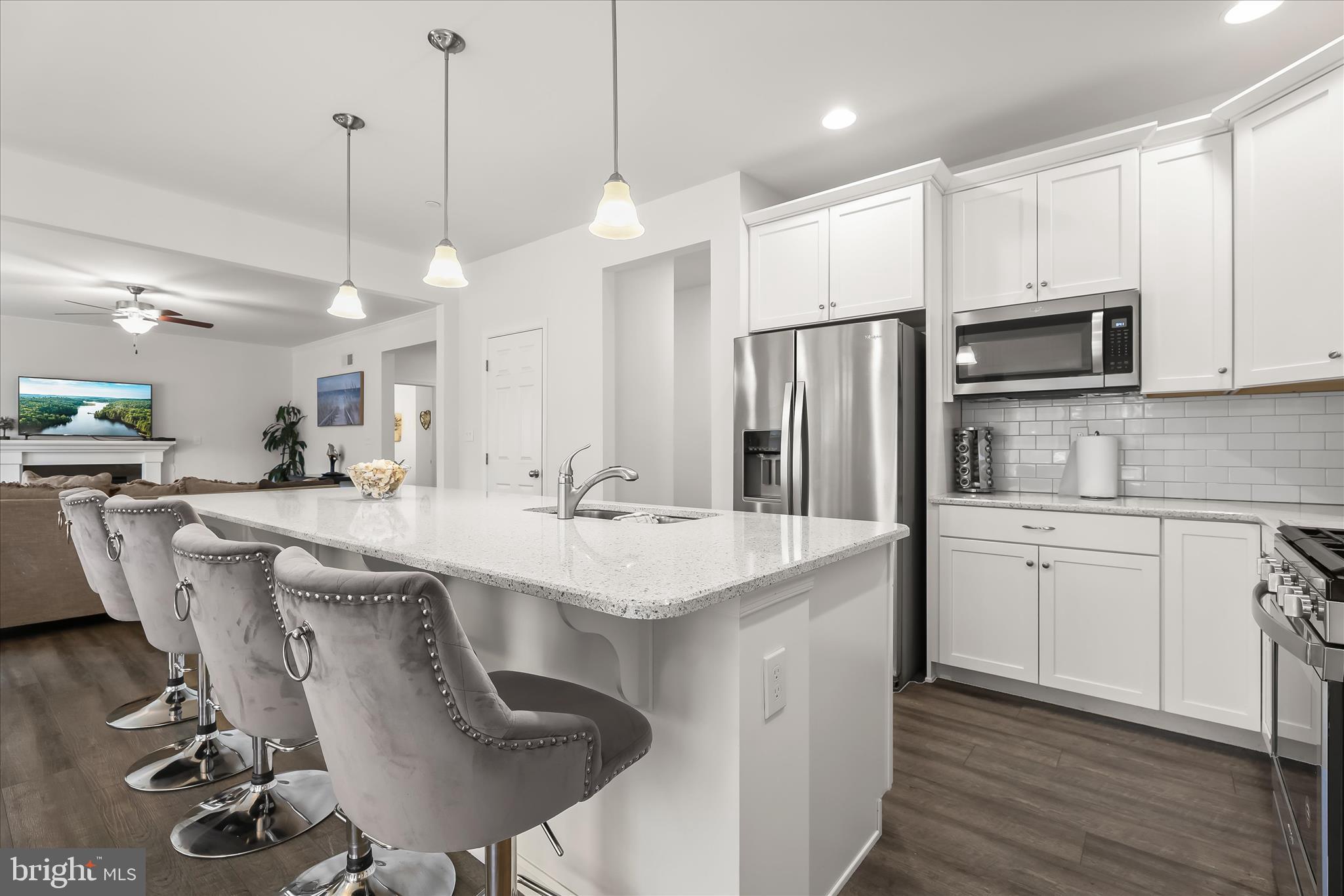 TEMPLES DELIGHT - Residential