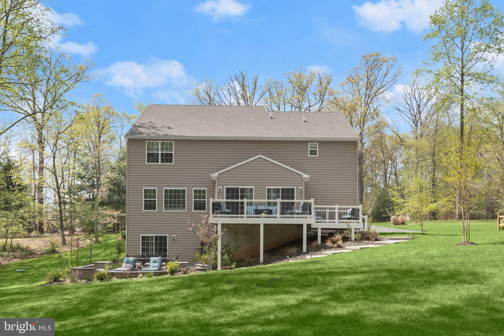 TEMPLES DELIGHT - Residential