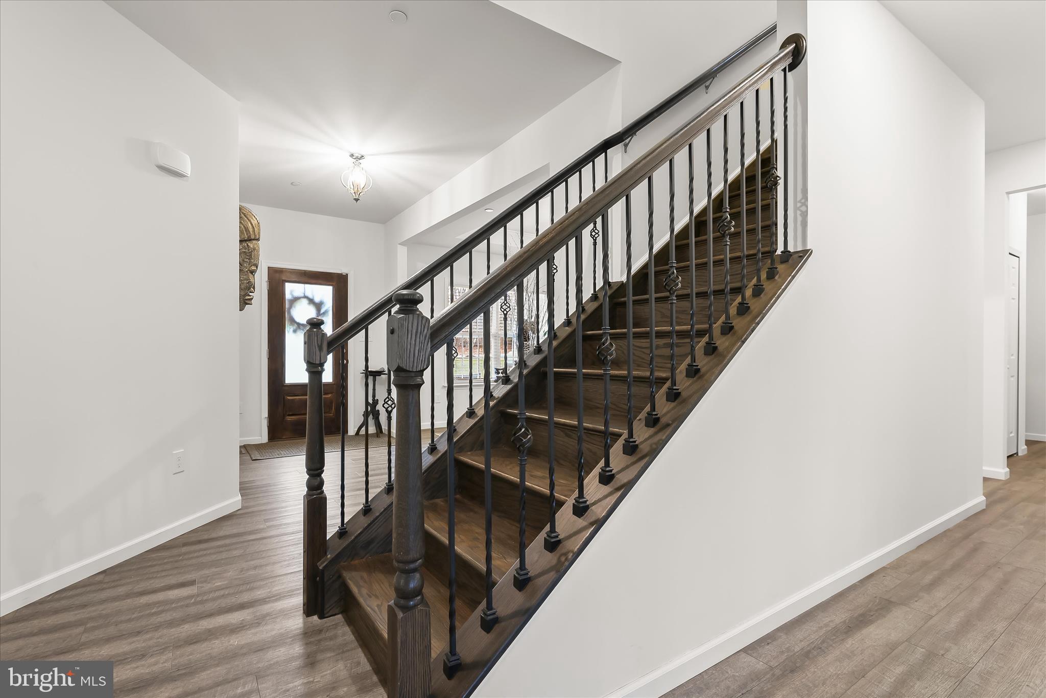 TEMPLES DELIGHT - Residential