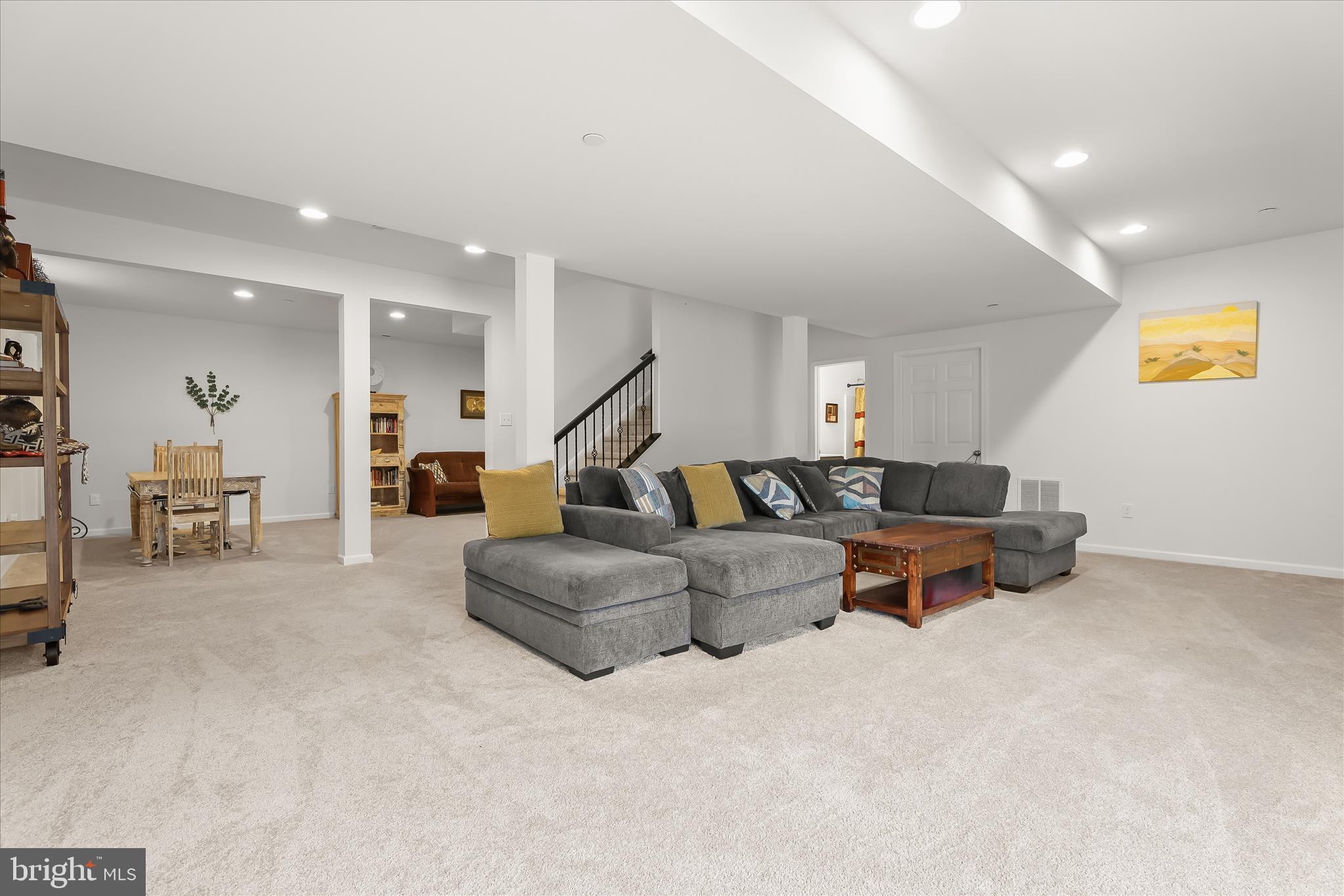 TEMPLES DELIGHT - Residential