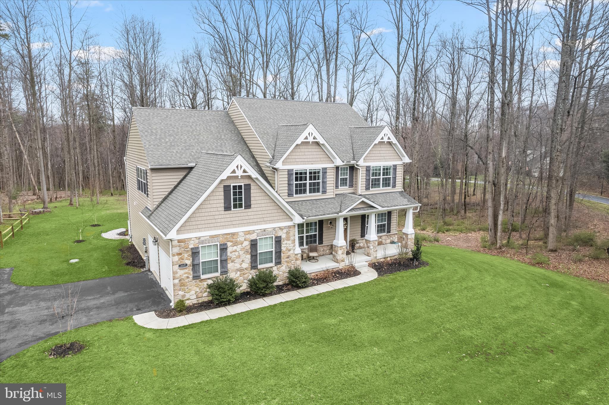 TEMPLES DELIGHT - Residential