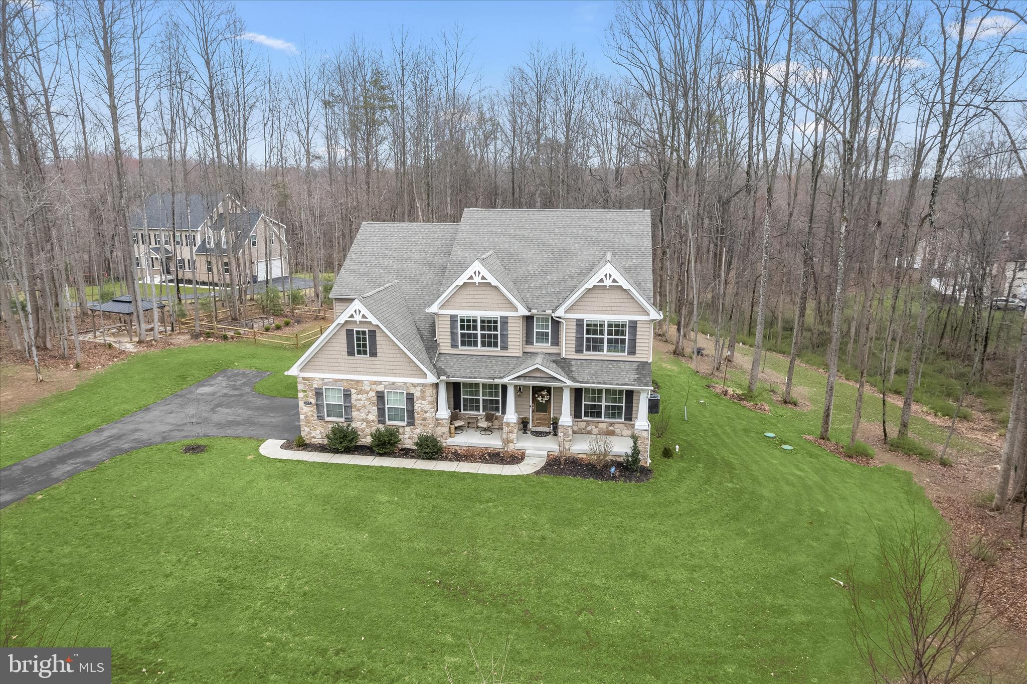 TEMPLES DELIGHT - Residential