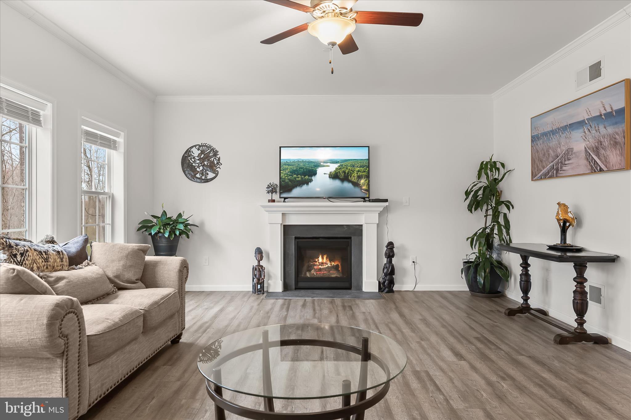 TEMPLES DELIGHT - Residential