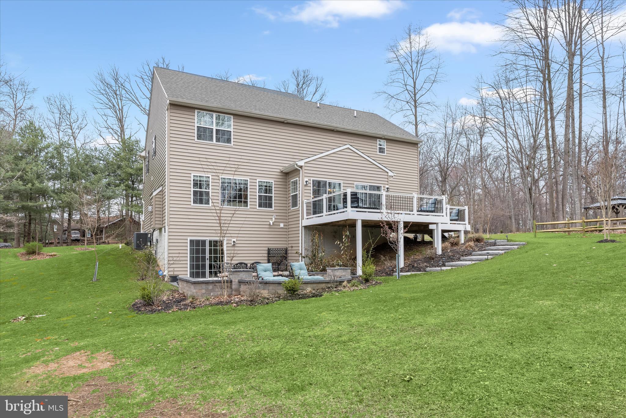 TEMPLES DELIGHT - Residential