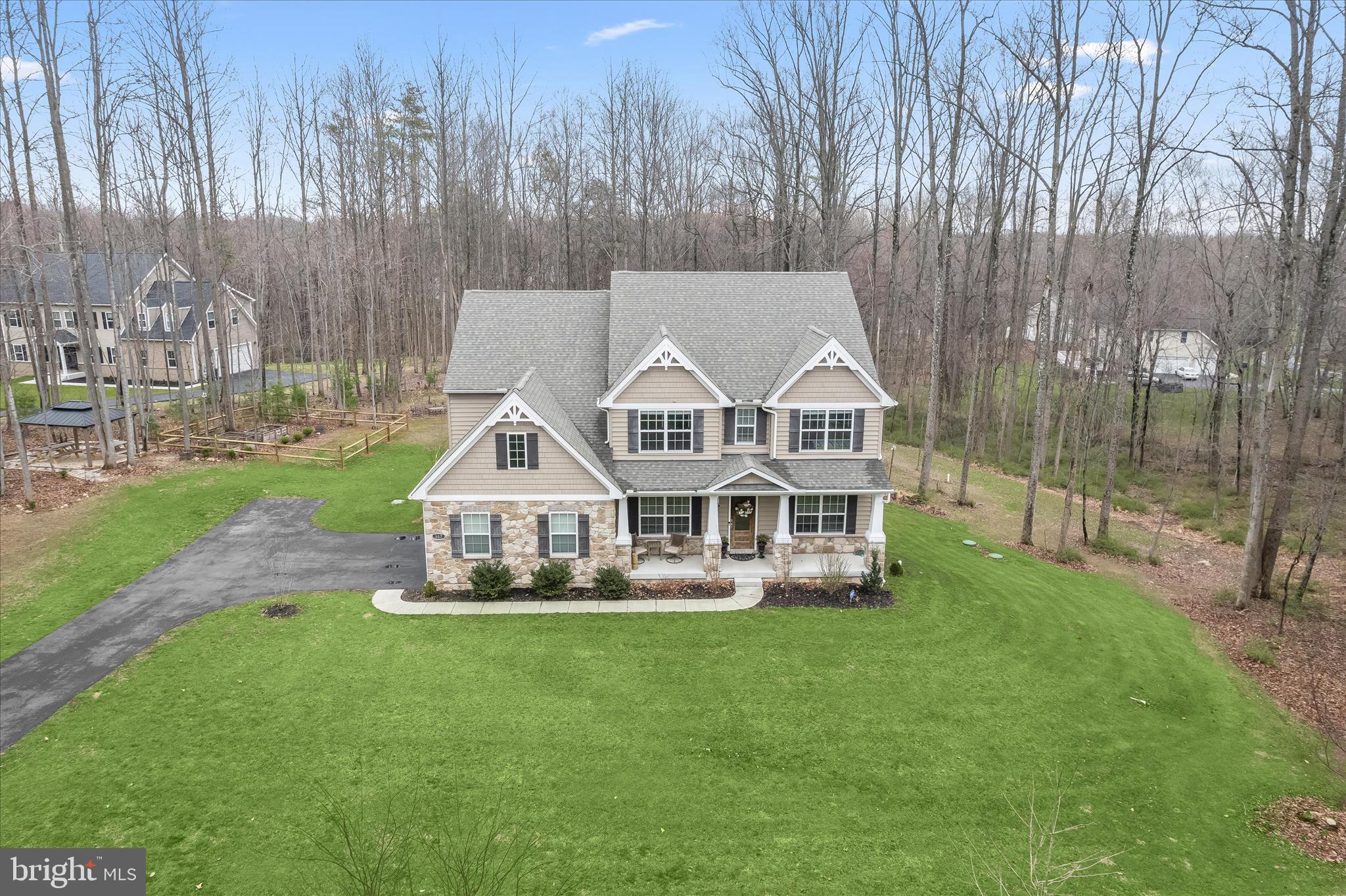 TEMPLES DELIGHT - Residential