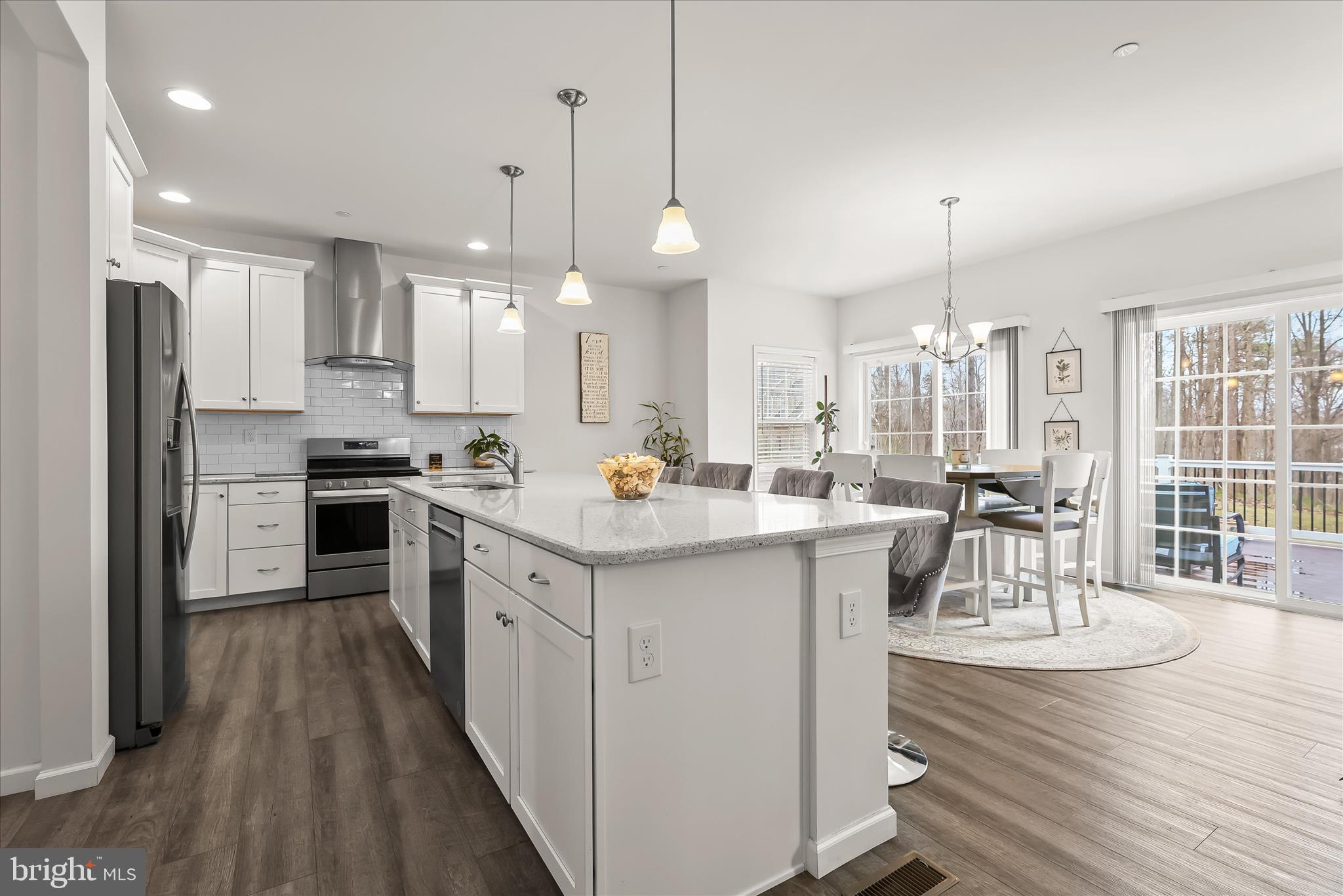 TEMPLES DELIGHT - Residential