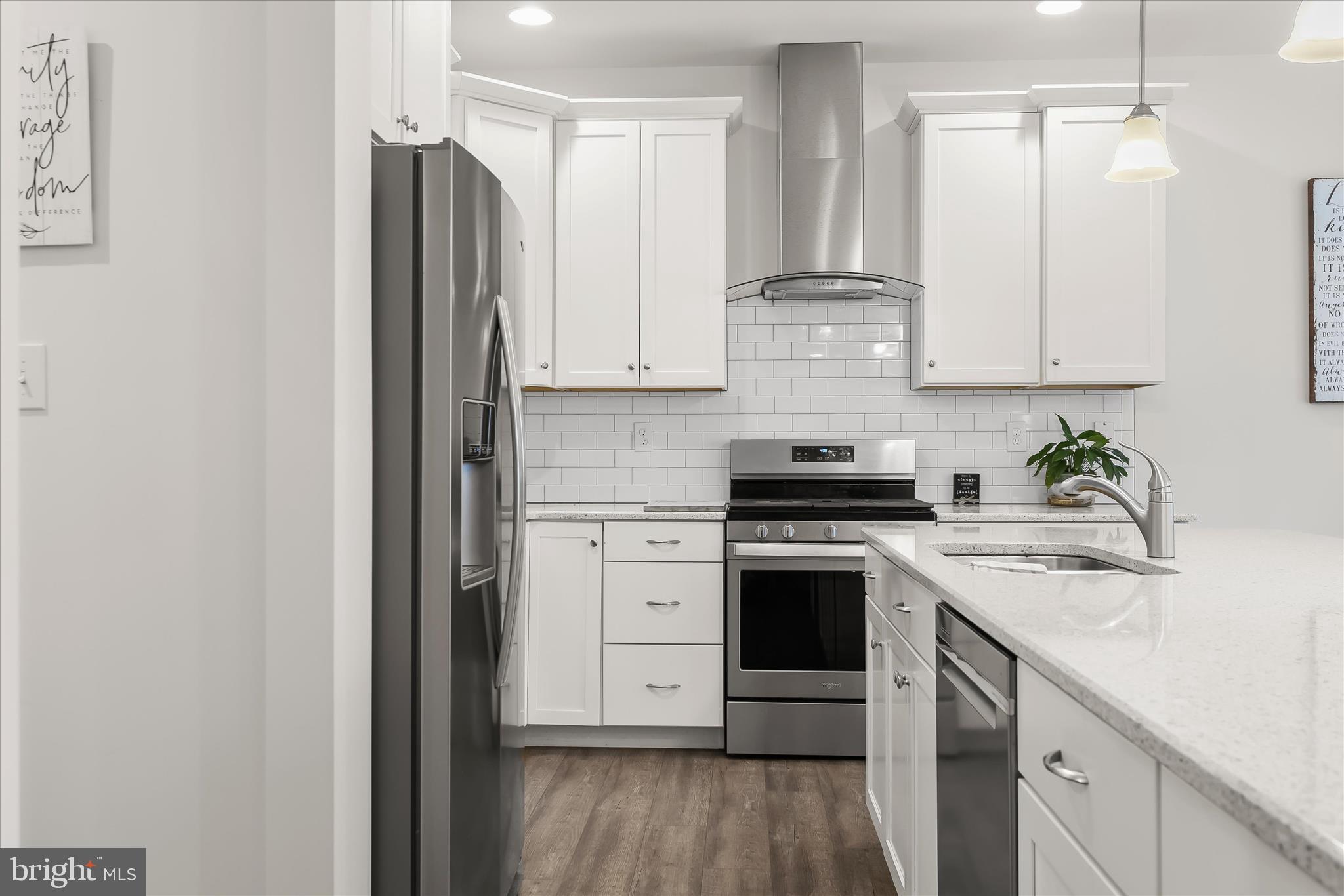 TEMPLES DELIGHT - Residential