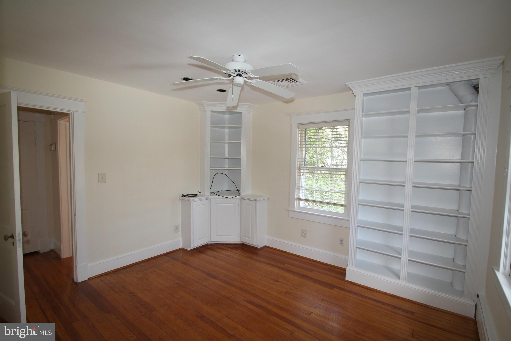 ROSEMONT - Residential Lease