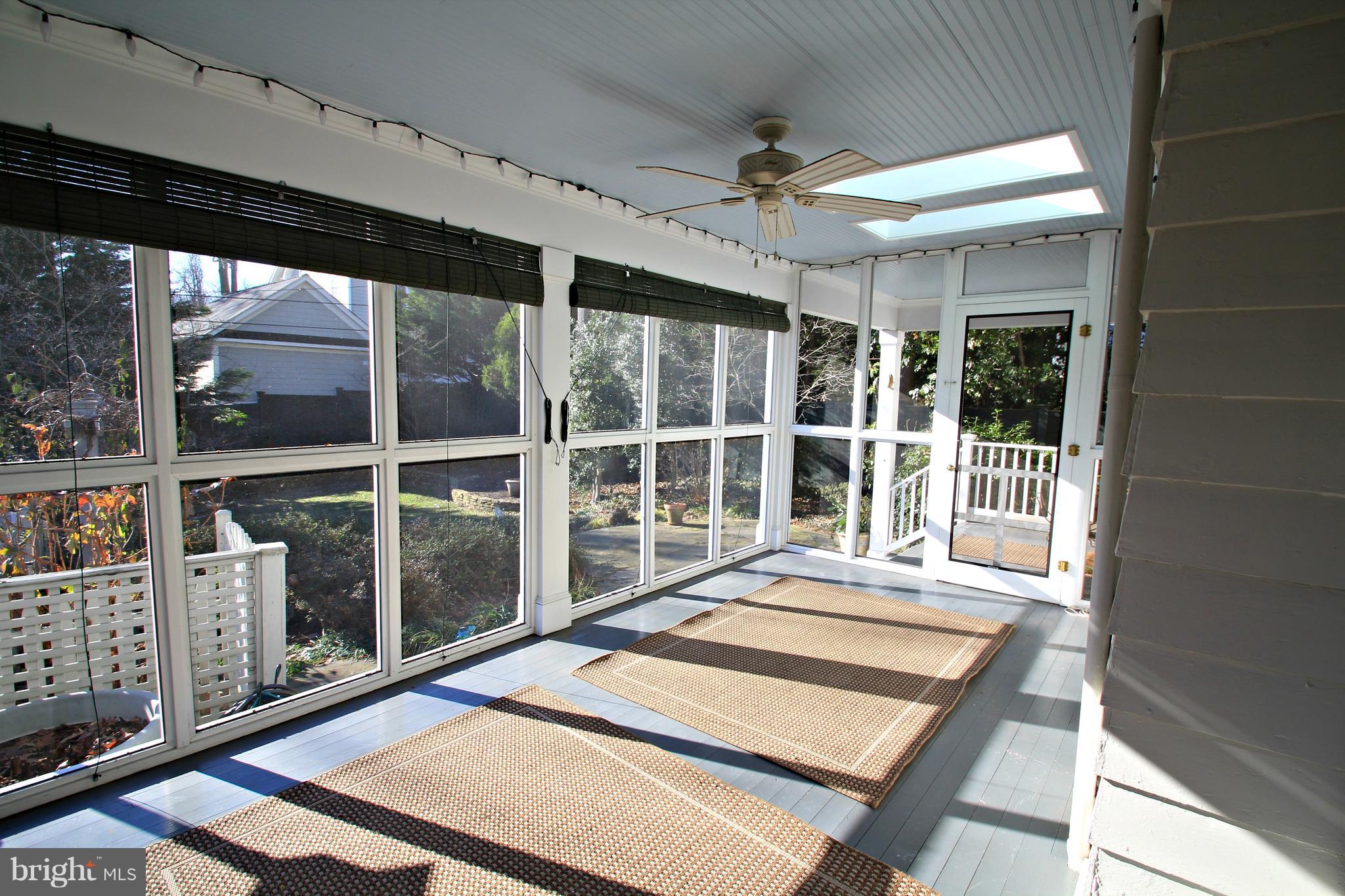 ROSEMONT - Residential Lease