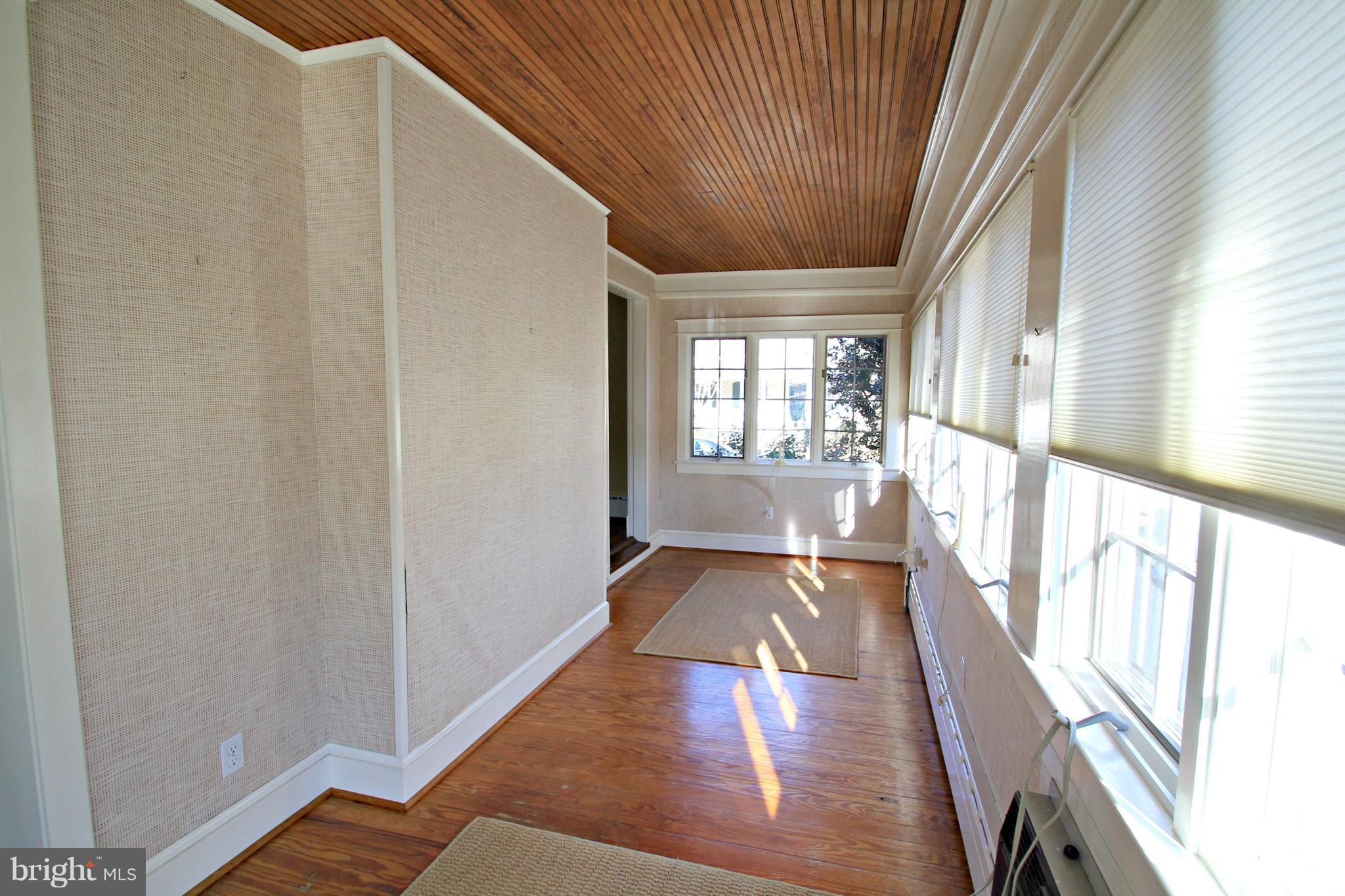 ROSEMONT - Residential Lease