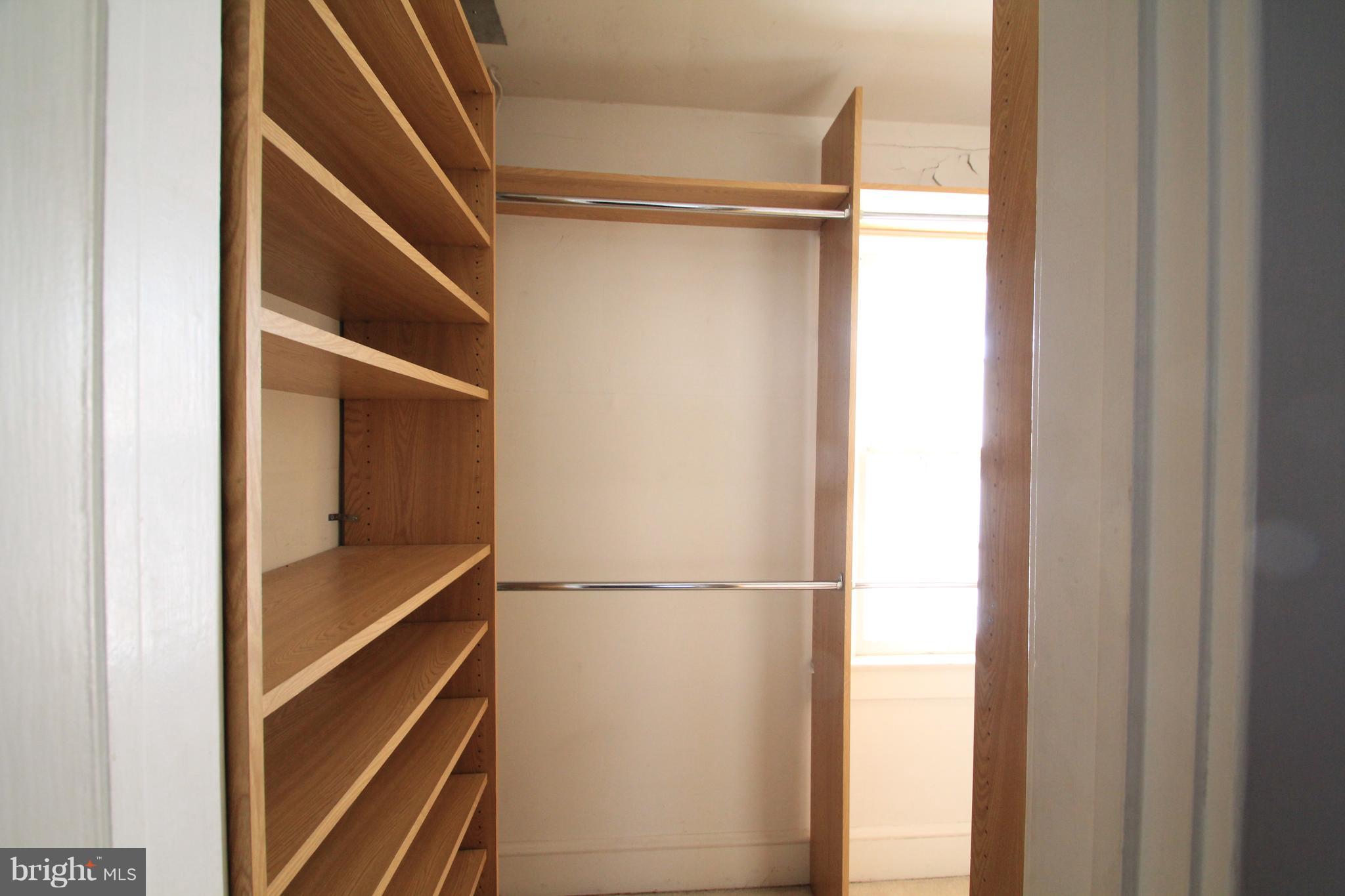 ROSEMONT - Residential Lease