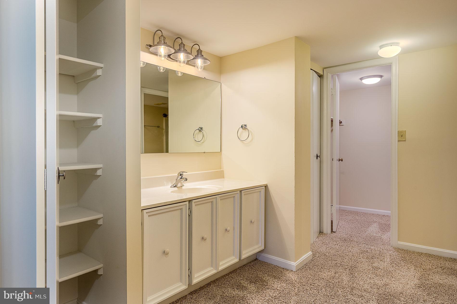 BURKE COVE - Residential Lease