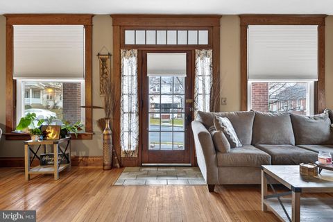 Tiny photo for 15 Spruce Street, MIDDLETOWN, PA 17057 (MLS # PADA2057306)