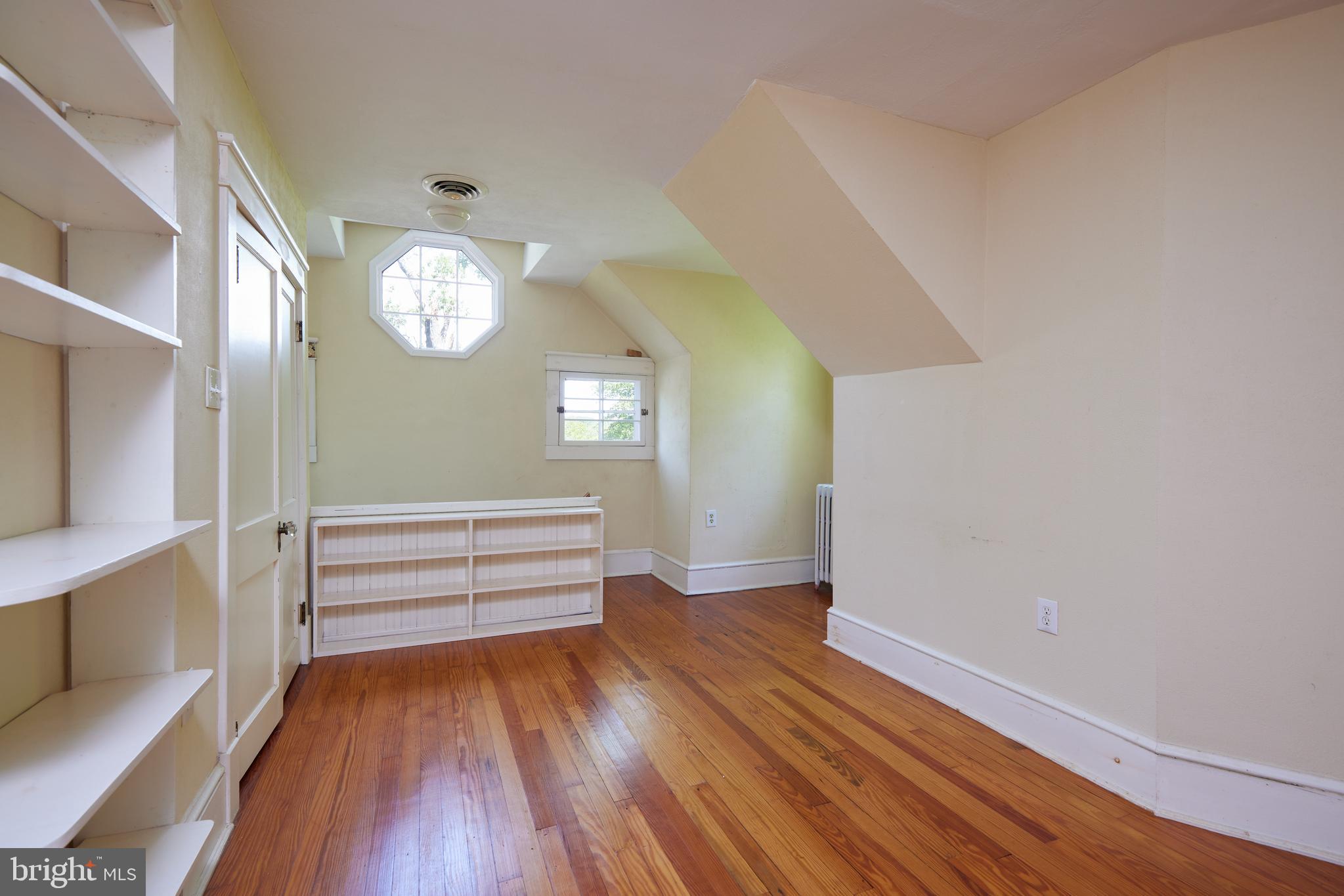 BARNESVILLE - Residential