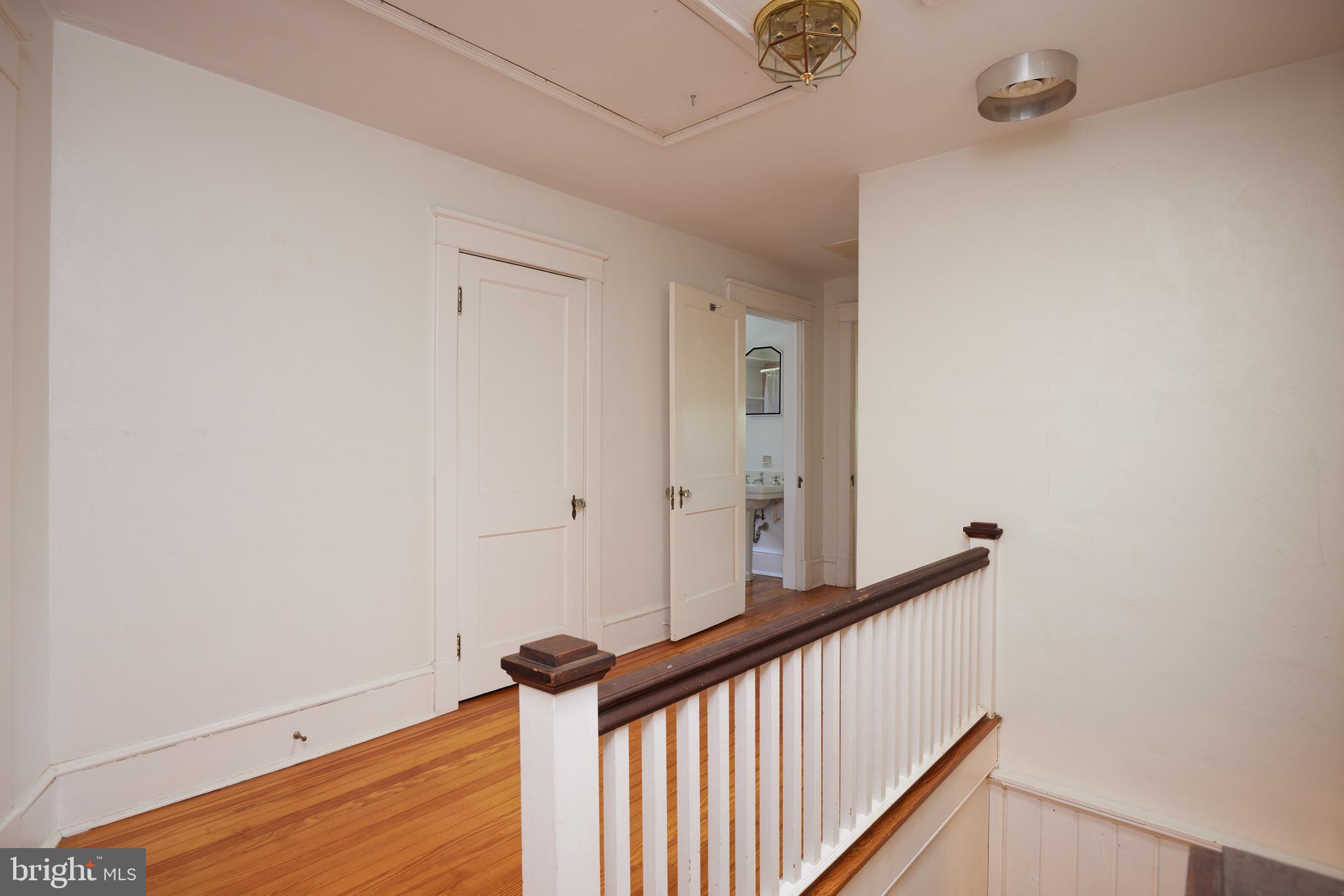 BARNESVILLE - Residential