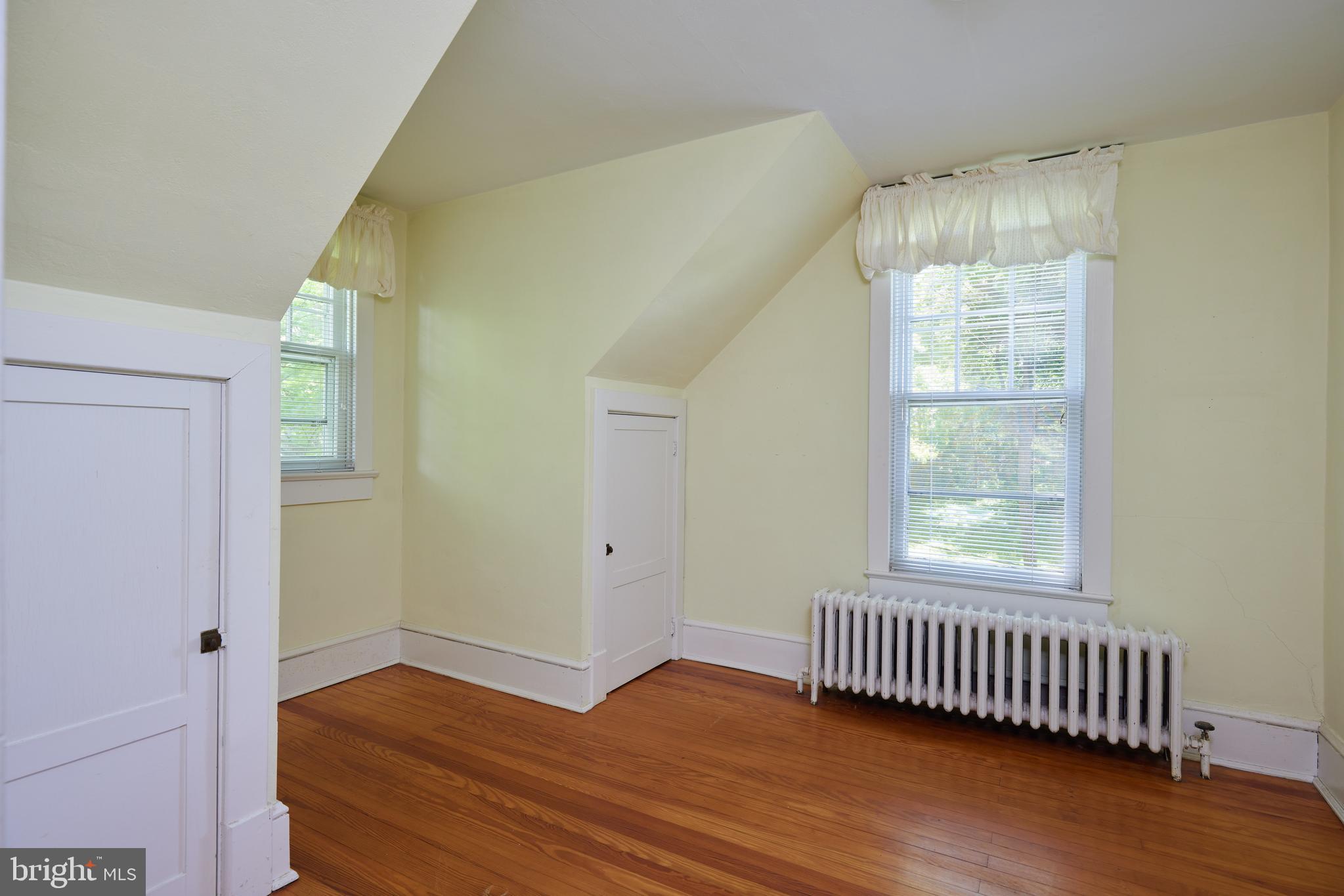 BARNESVILLE - Residential