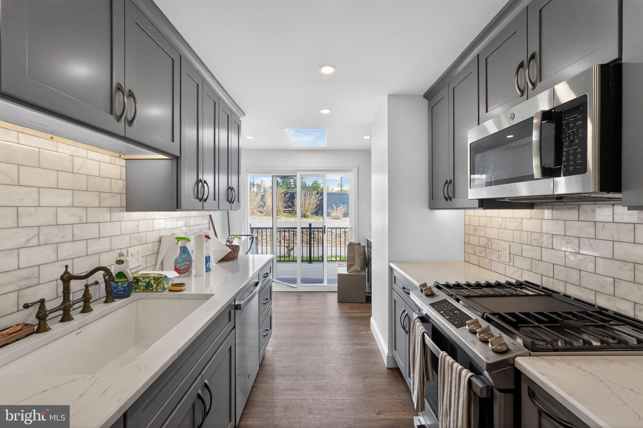 BRYN MAWR - Residential