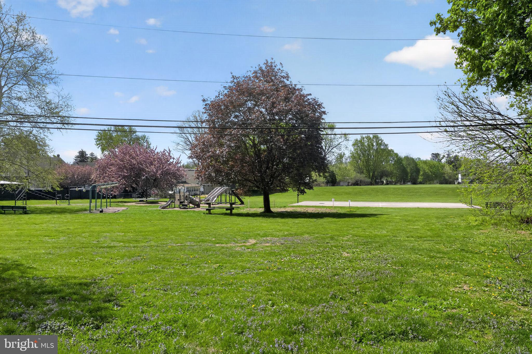 BRYN MAWR - Residential