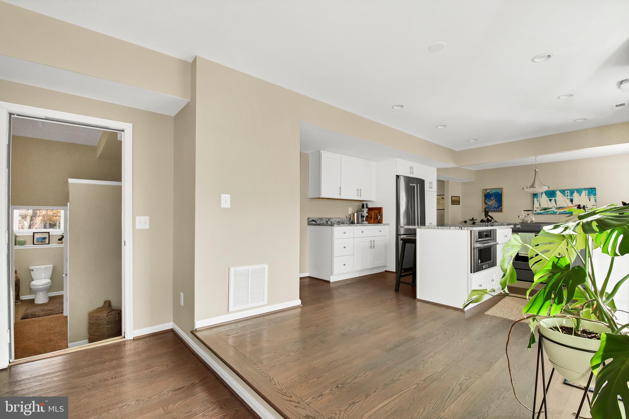 LOCH HAVEN BEACH - Residential