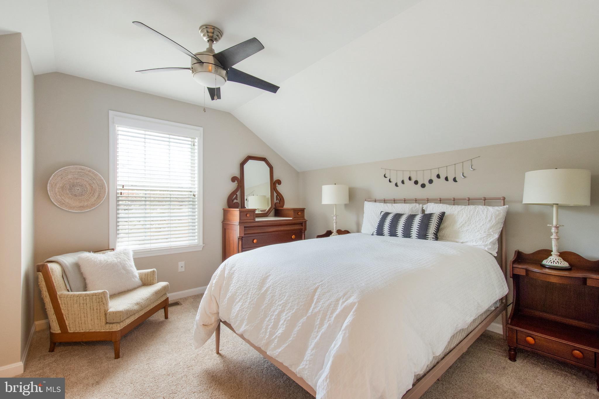 LOCH HAVEN BEACH - Residential