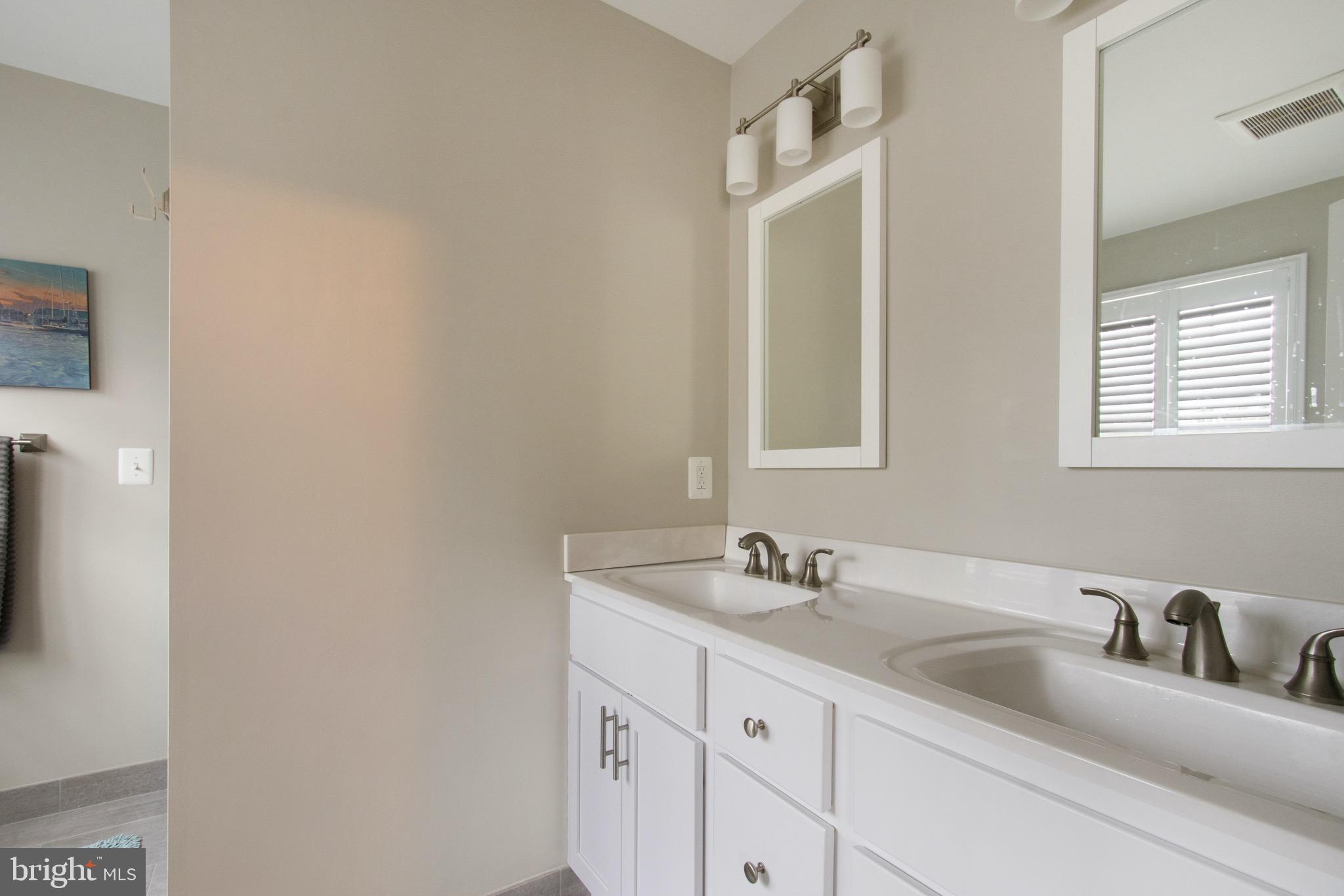 LOCH HAVEN BEACH - Residential