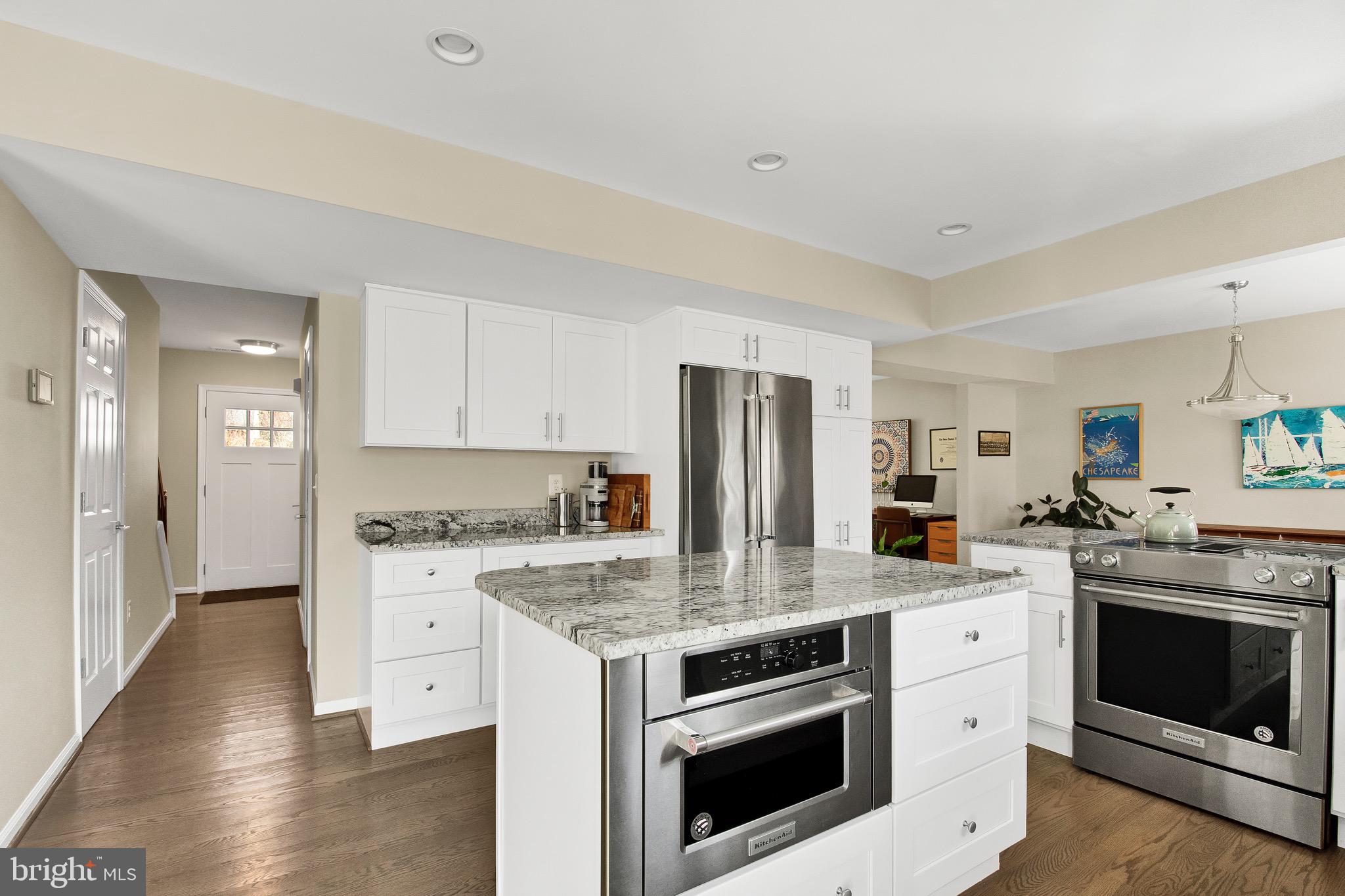 LOCH HAVEN BEACH - Residential